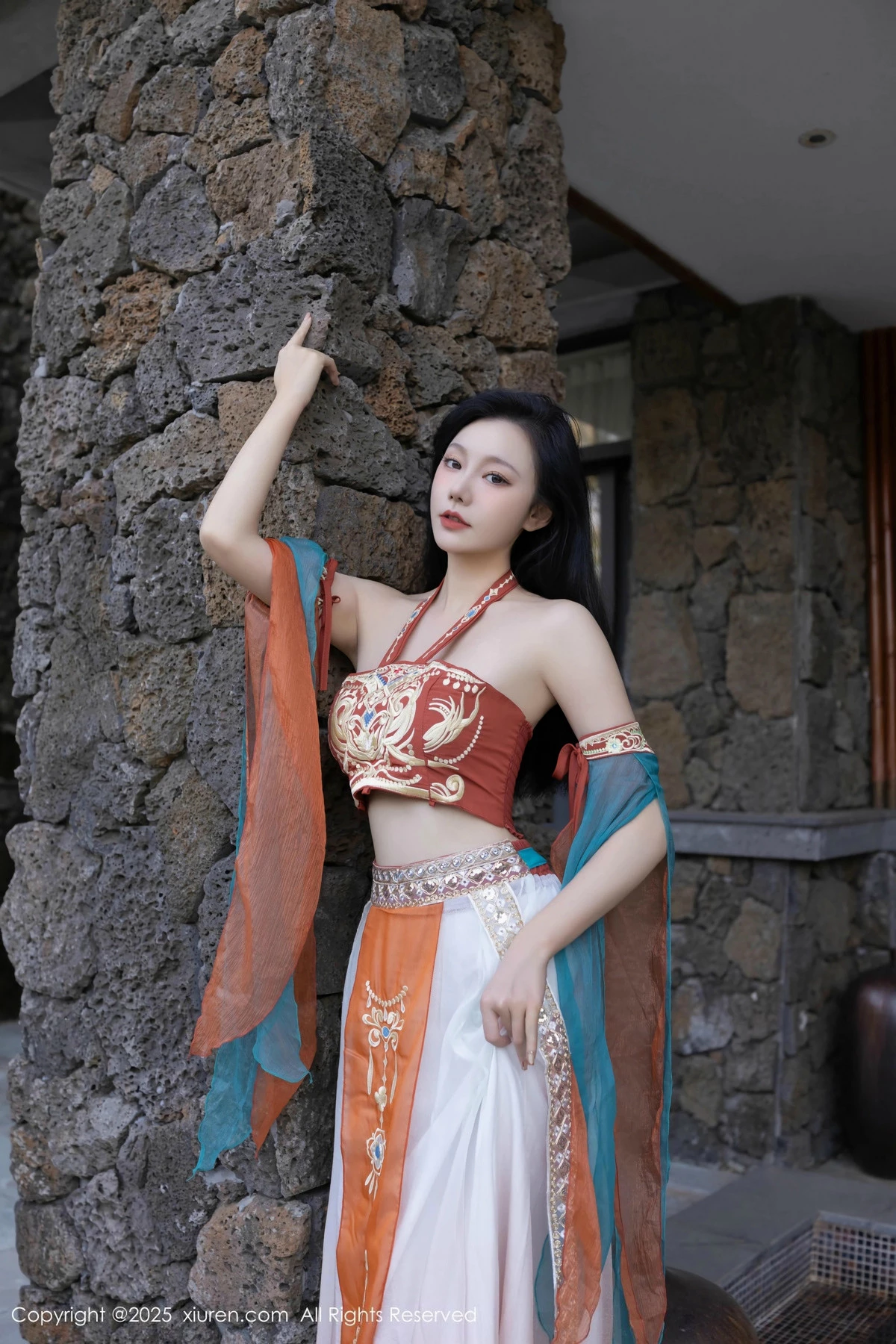 [[XiuRen秀人网]秀人网]No.9757_模特安然anran性感古风薄纱服饰配超薄肉丝秀丰满身材诱惑写真81P