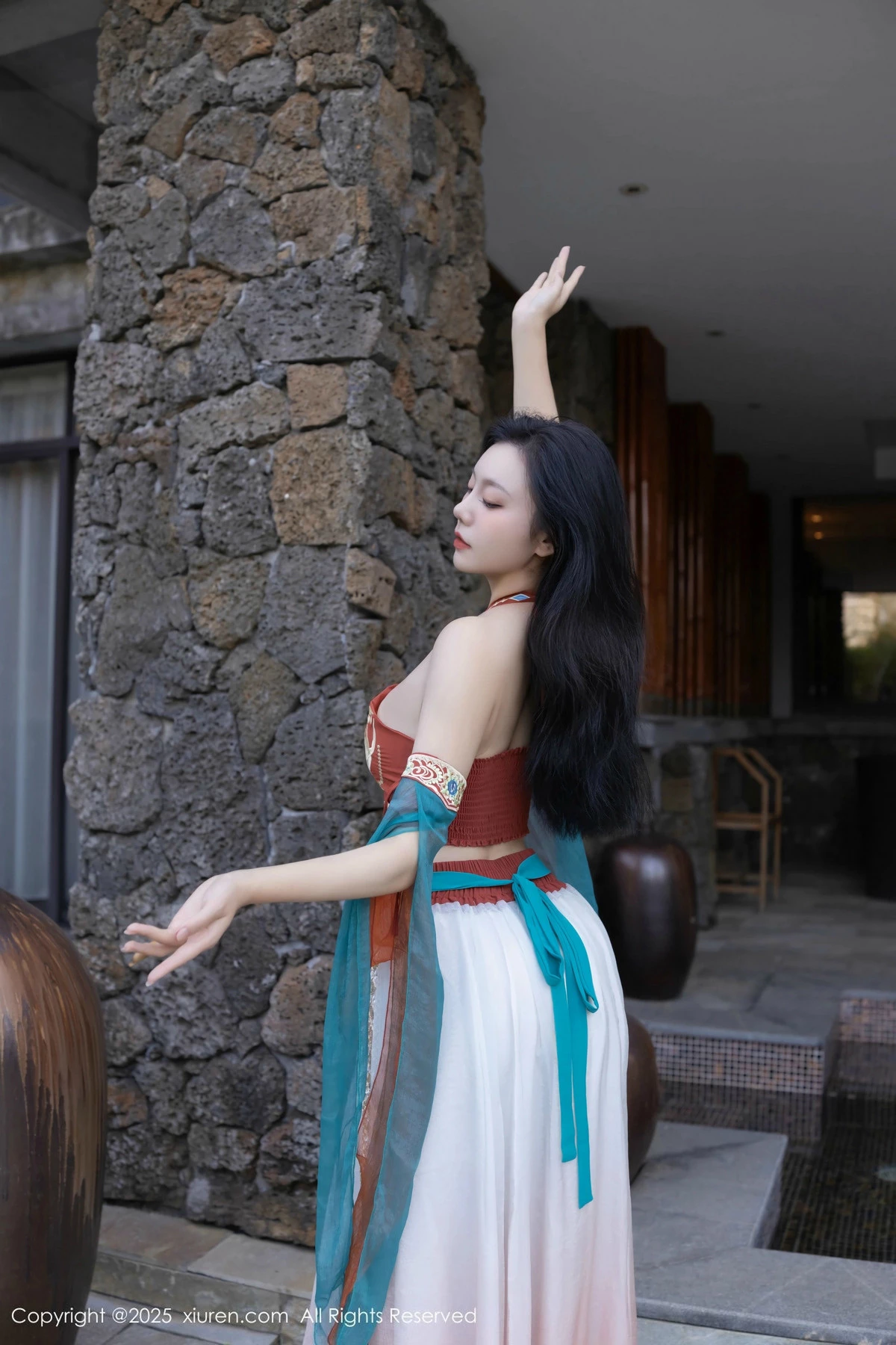 [[XiuRen秀人网]秀人网]No.9757_模特安然anran性感古风薄纱服饰配超薄肉丝秀丰满身材诱惑写真81P