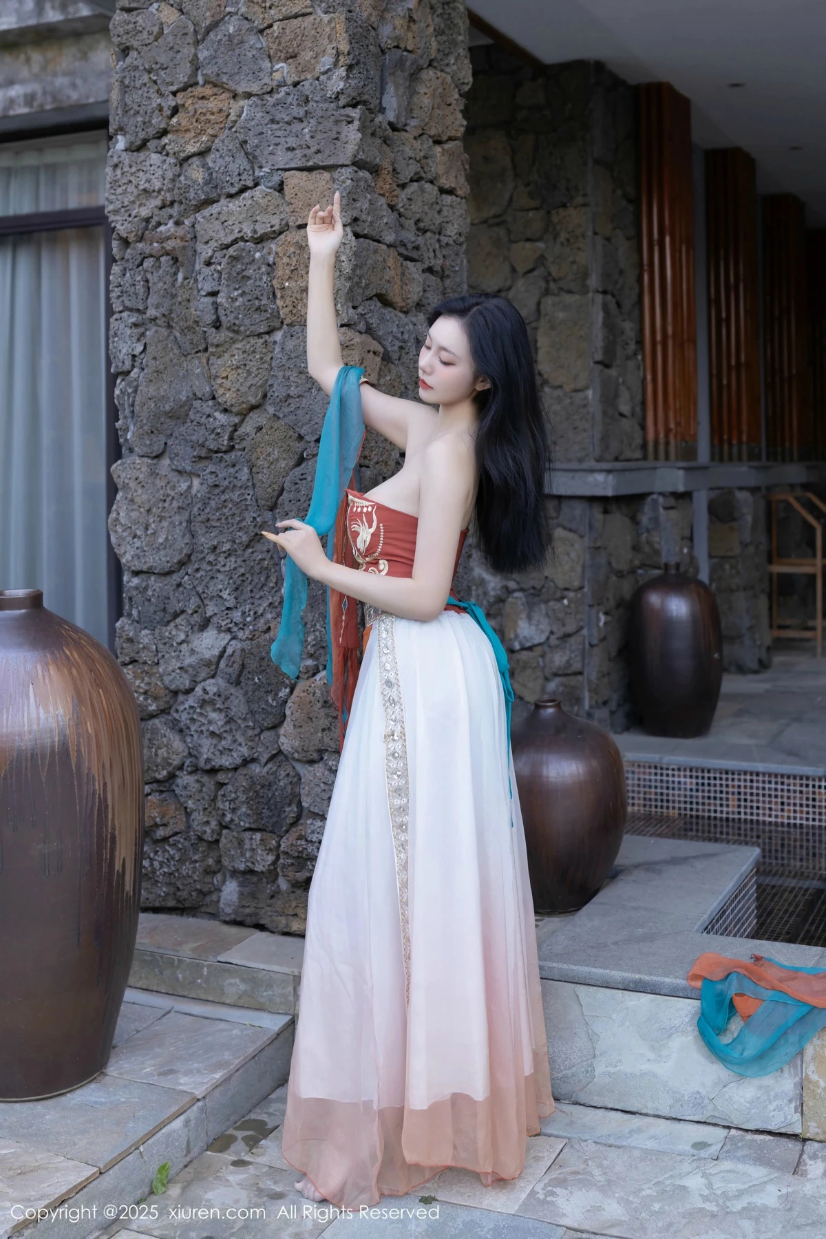 [[XiuRen秀人网]秀人网]No.9757_模特安然anran性感古风薄纱服饰配超薄肉丝秀丰满身材诱惑写真81P