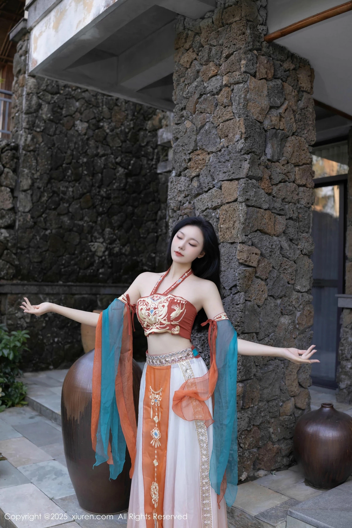 [[XiuRen秀人网]秀人网]No.9757_模特安然anran性感古风薄纱服饰配超薄肉丝秀丰满身材诱惑写真81P