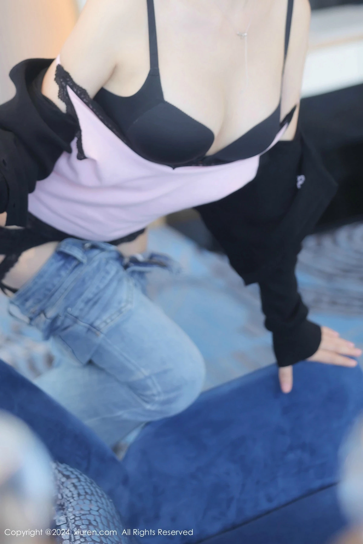 [[XiuRen秀人网]秀人网]No.9620_新人模特黎苏苏私房性感黑色内衣配黑丝吊袜秀曼妙身姿诱惑写真80P