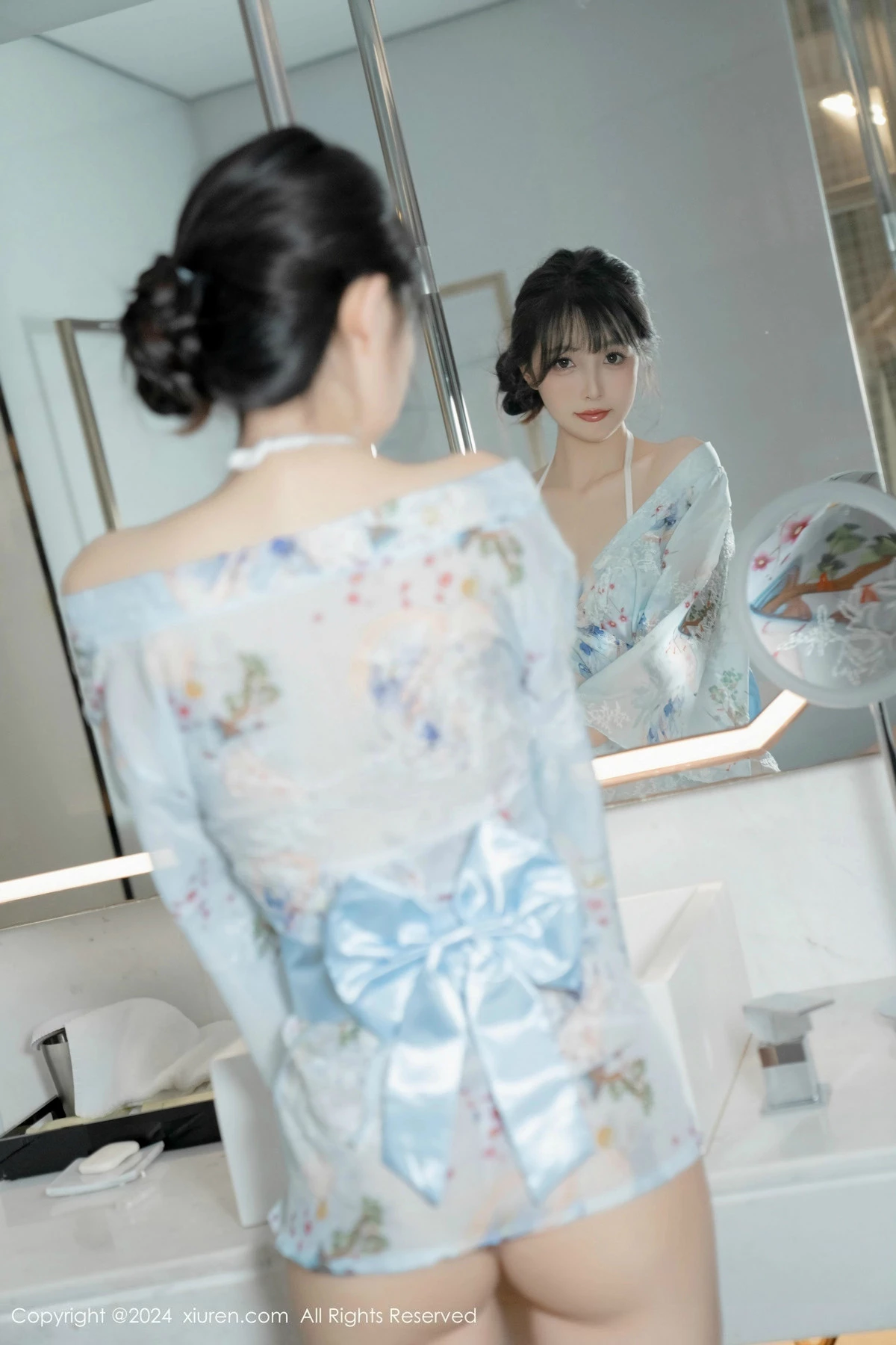 [[XiuRen秀人网]秀人网]No.9632_模特林星阑性感浅蓝色连衣短裙配白色丝袜秀曼妙身姿诱惑写真85P