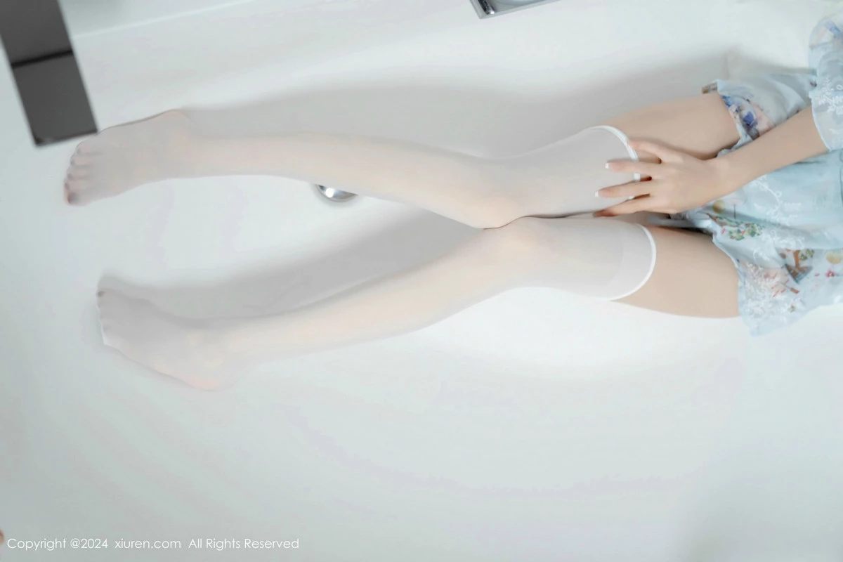 [[XiuRen秀人网]秀人网]No.9632_模特林星阑性感浅蓝色连衣短裙配白色丝袜秀曼妙身姿诱惑写真85P