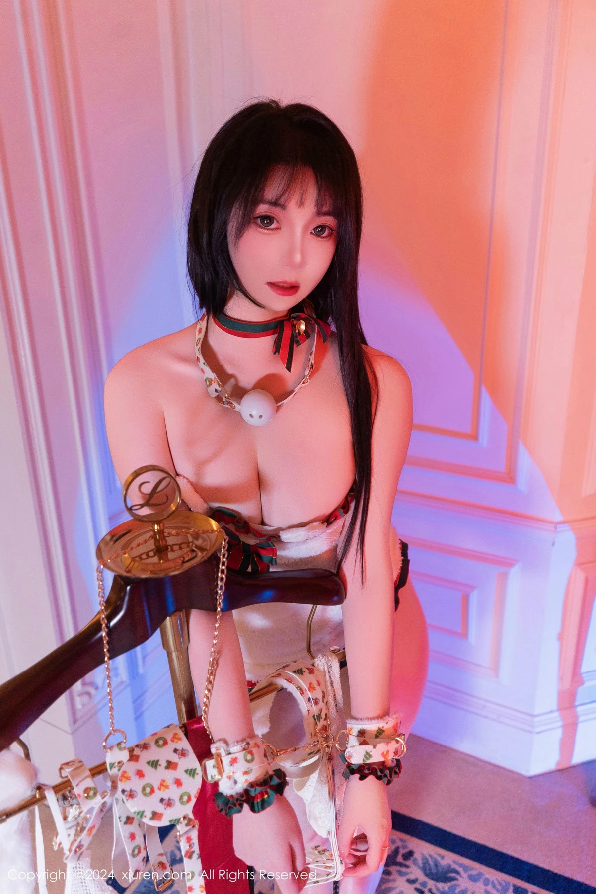 [[XiuRen秀人网]秀人网]No.9638_新人模特软情调教主题性感情趣服饰配超薄肉丝秀火辣身材诱惑写真112P