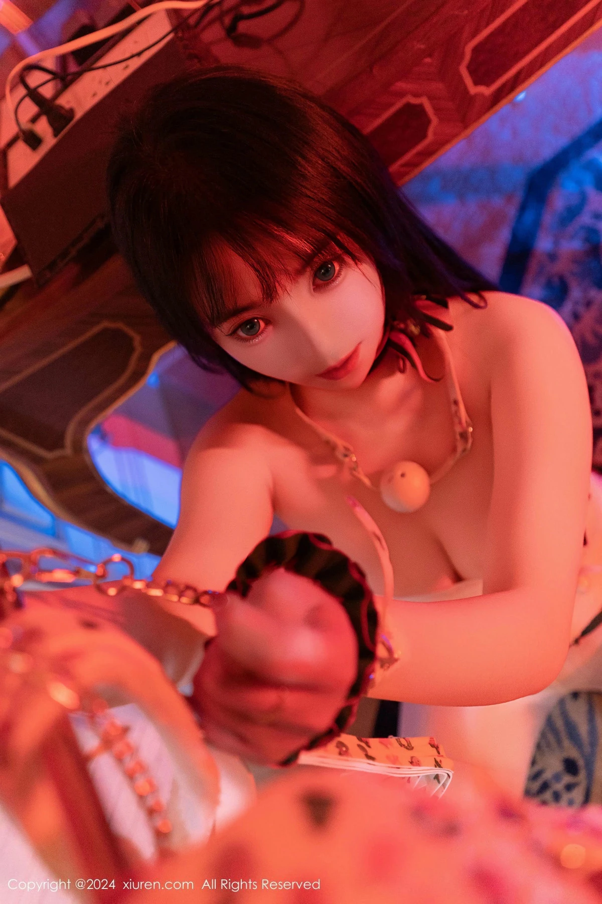 [[XiuRen秀人网]秀人网]No.9638_新人模特软情调教主题性感情趣服饰配超薄肉丝秀火辣身材诱惑写真112P