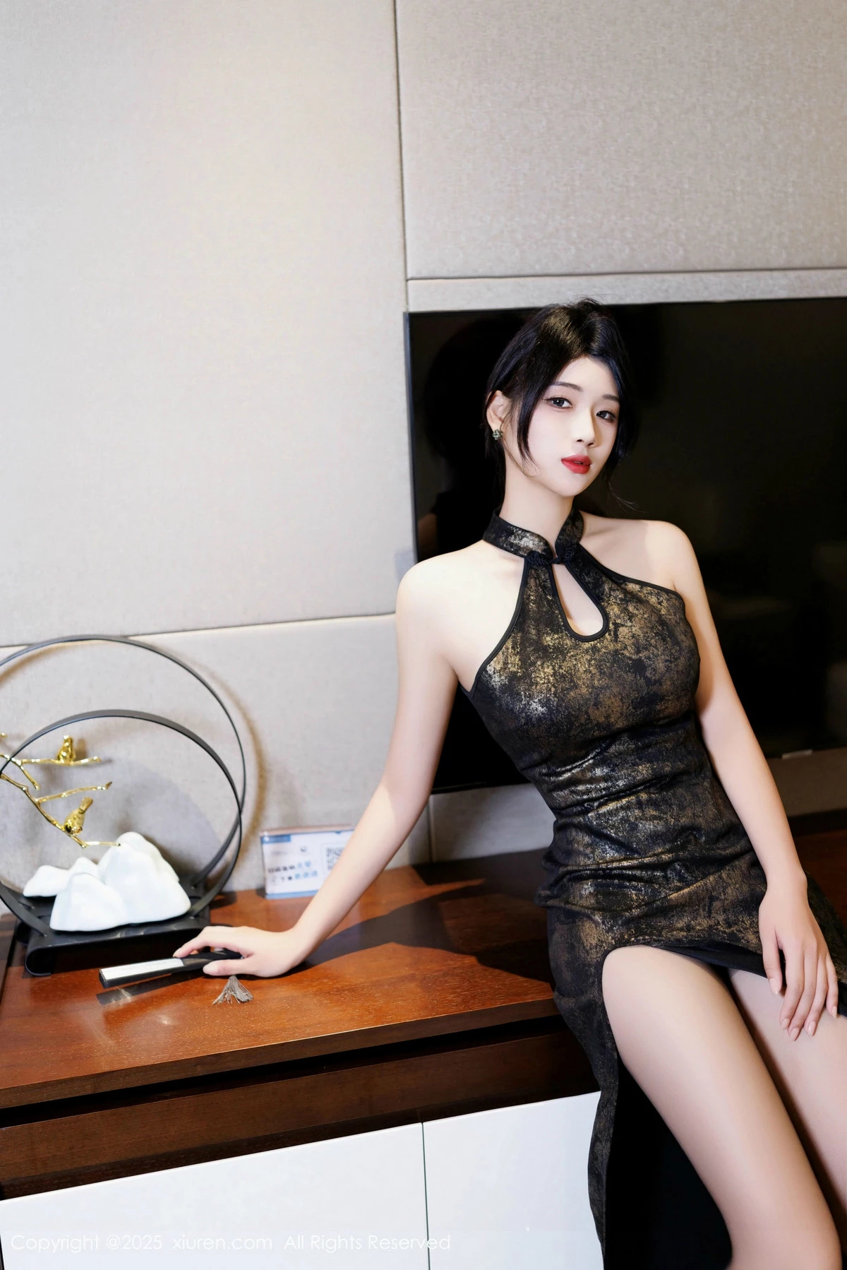 [[XiuRen秀人网]秀人网]No.9793_模特南乔私房性感黑色情趣内衣配黑丝吊袜秀完美身材诱惑写真86P