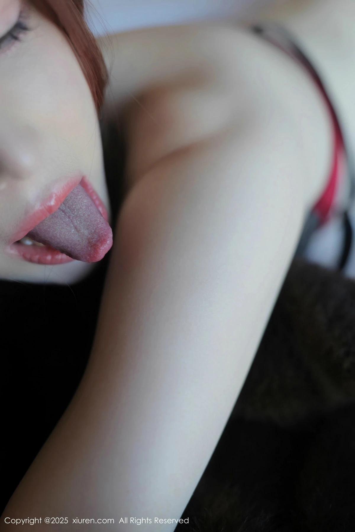 [[XiuRen秀人网]秀人网]No.9791_模特曼柔私房性感黑色蕾丝情趣内衣配黑丝袜秀曼妙身材诱惑写真84P