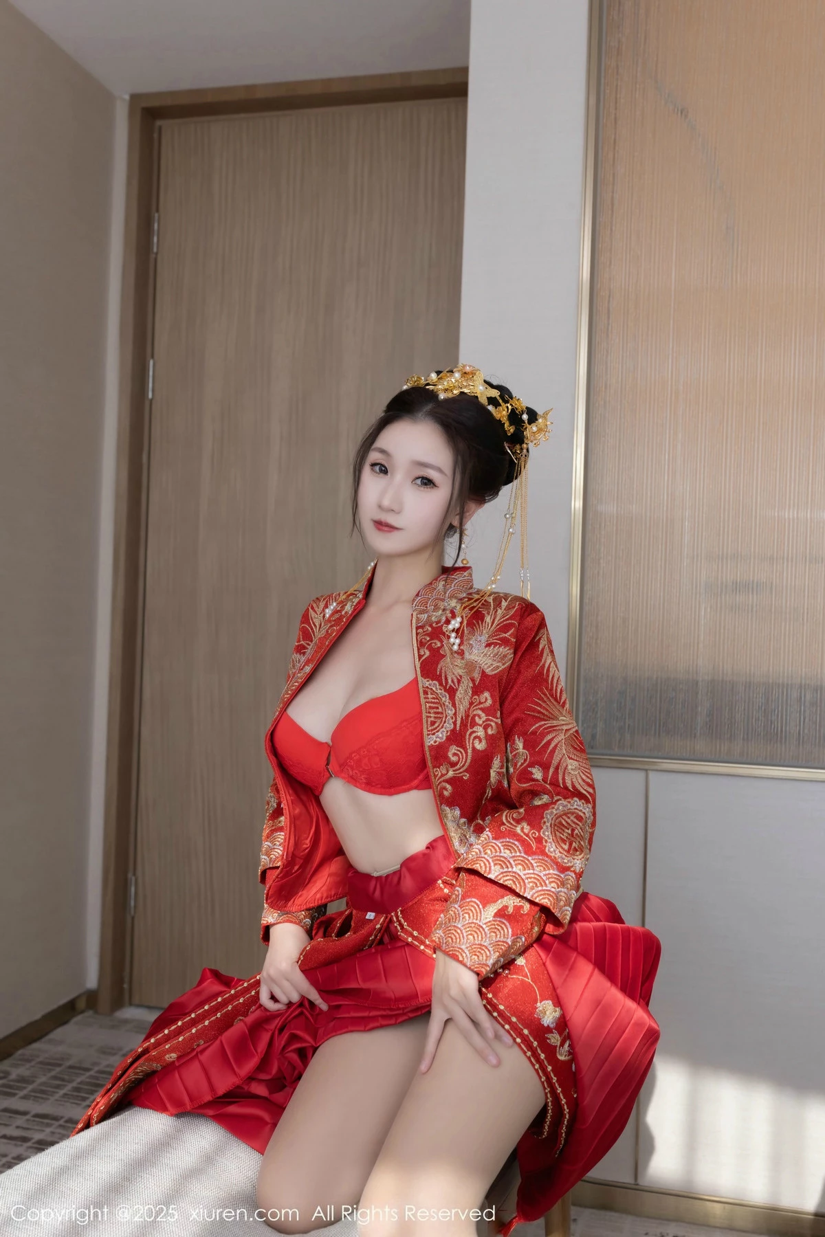 [[XiuRen秀人网]秀人网]No.9811_模特杏子Yada性感新娘装红色情趣内衣配超薄肉丝秀美腿诱惑写真84P