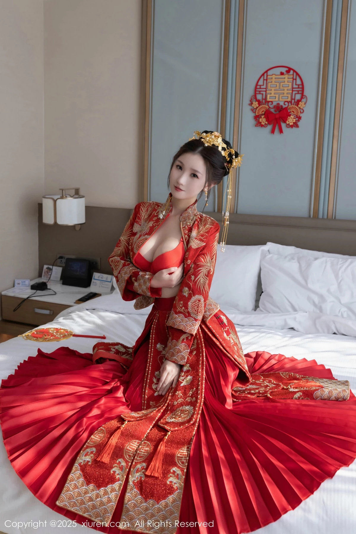 [[XiuRen秀人网]秀人网]No.9811_模特杏子Yada性感新娘装红色情趣内衣配超薄肉丝秀美腿诱惑写真84P