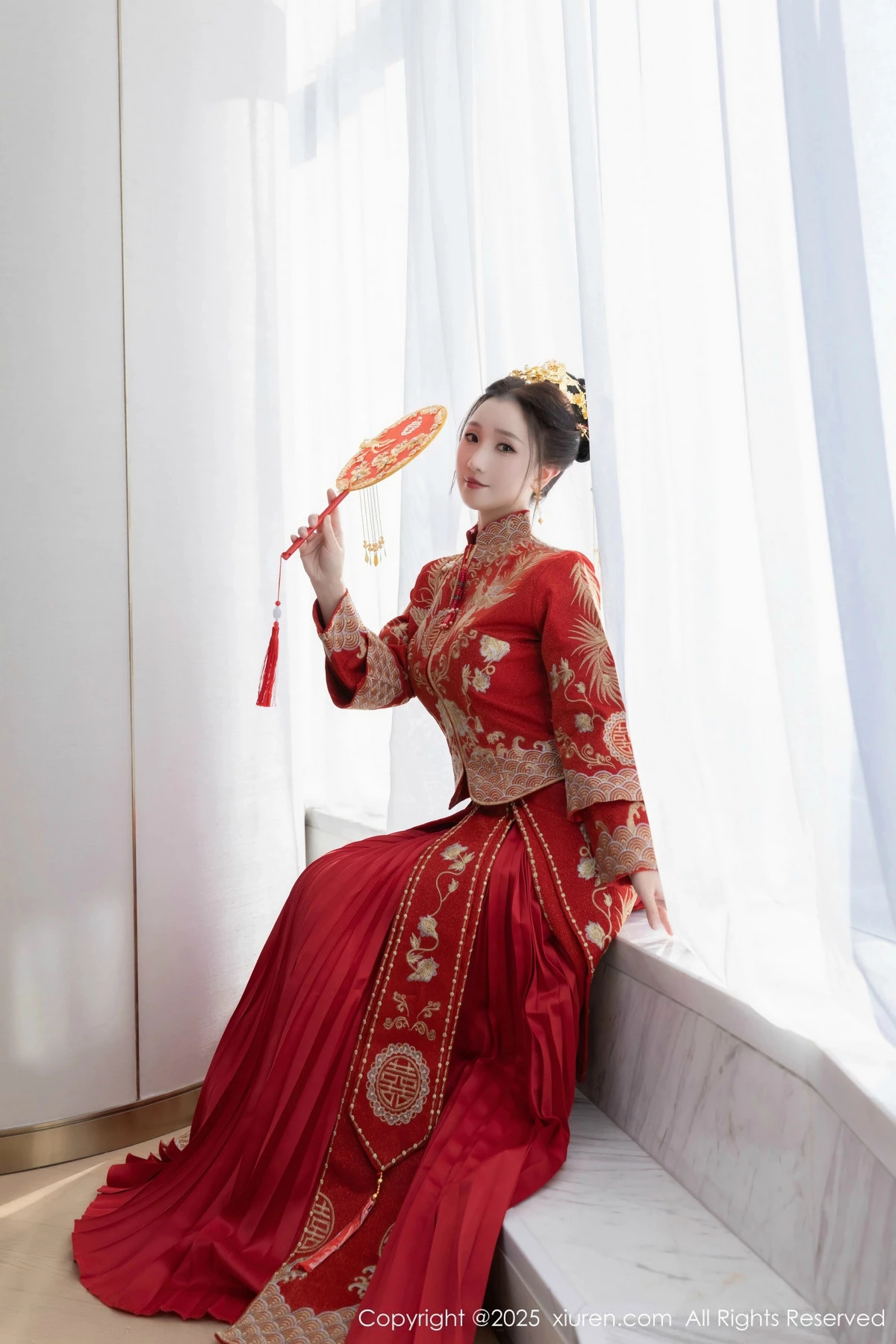 [[XiuRen秀人网]秀人网]No.9811_模特杏子Yada性感新娘装红色情趣内衣配超薄肉丝秀美腿诱惑写真84P