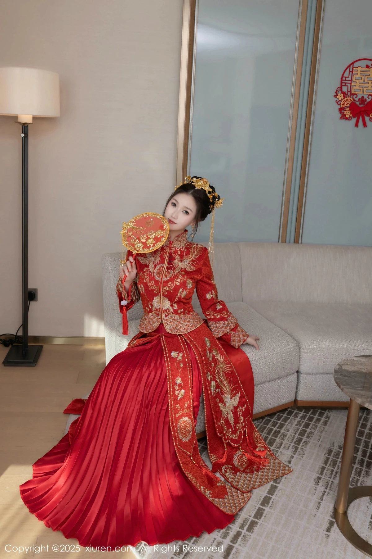 [[XiuRen秀人网]秀人网]No.9811_模特杏子Yada性感新娘装红色情趣内衣配超薄肉丝秀美腿诱惑写真84P