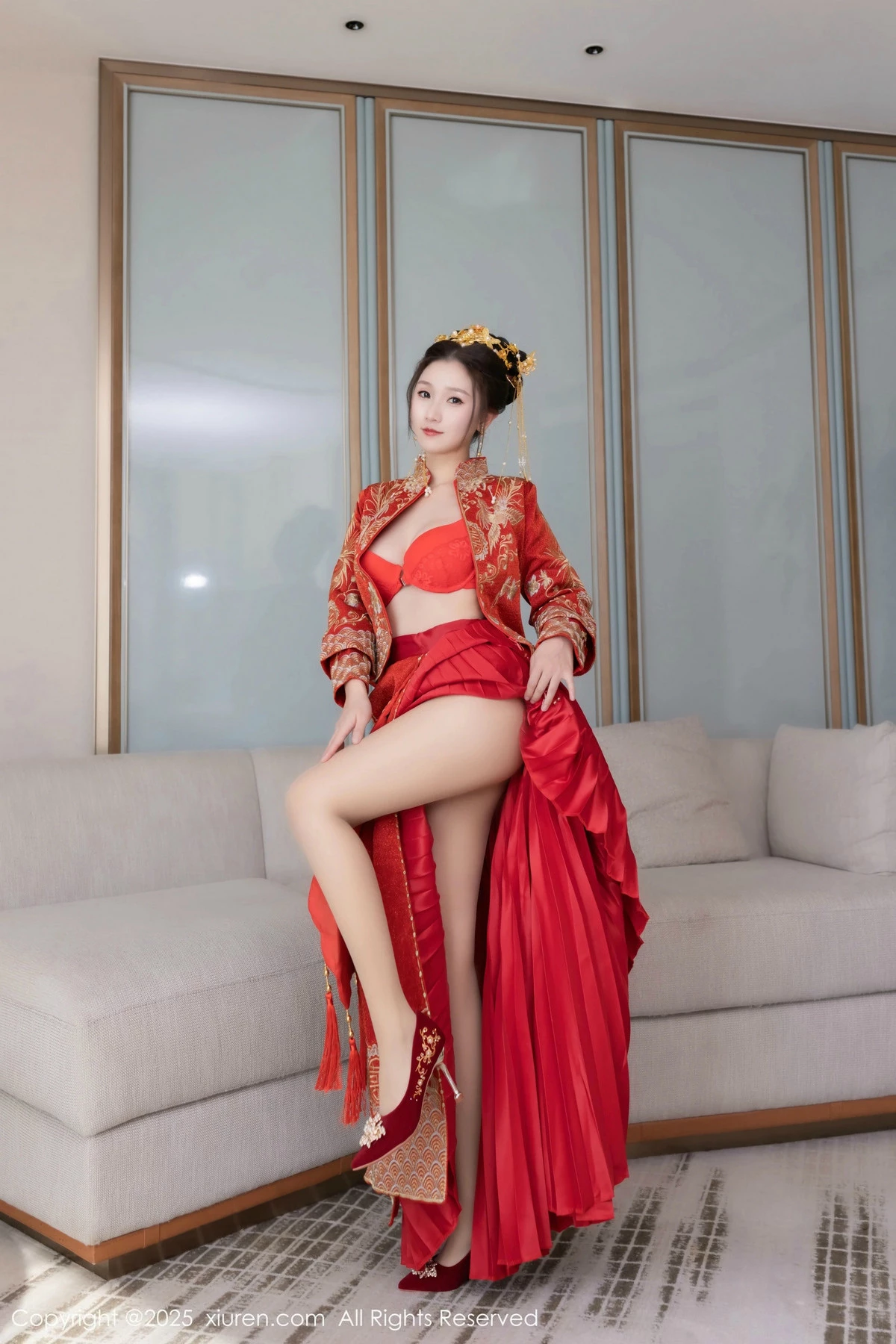 [[XiuRen秀人网]秀人网]No.9811_模特杏子Yada性感新娘装红色情趣内衣配超薄肉丝秀美腿诱惑写真84P