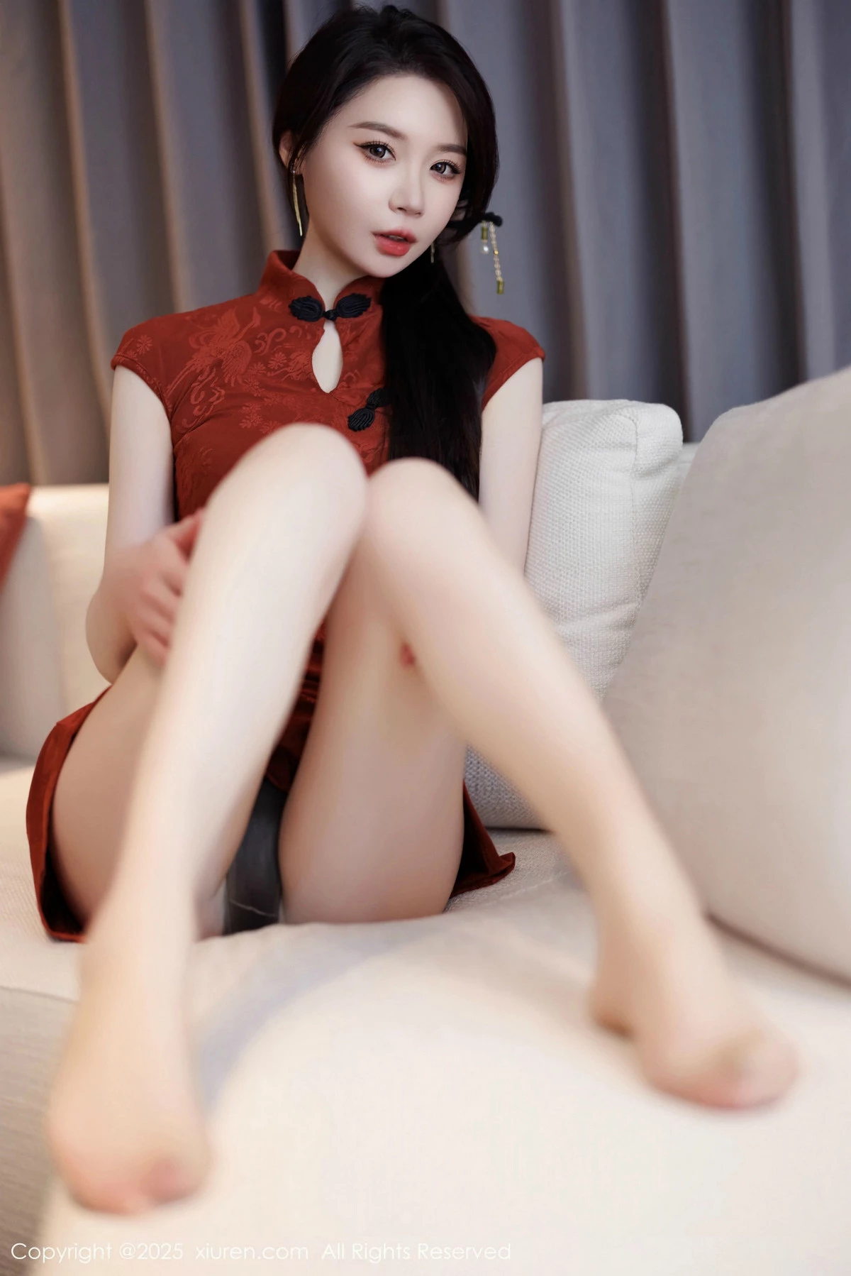 [[XiuRen秀人网]秀人网]No.9812_模特梦心玥性感红色旗袍服饰露红色内衣秀高挑曼妙身姿诱惑写真91P