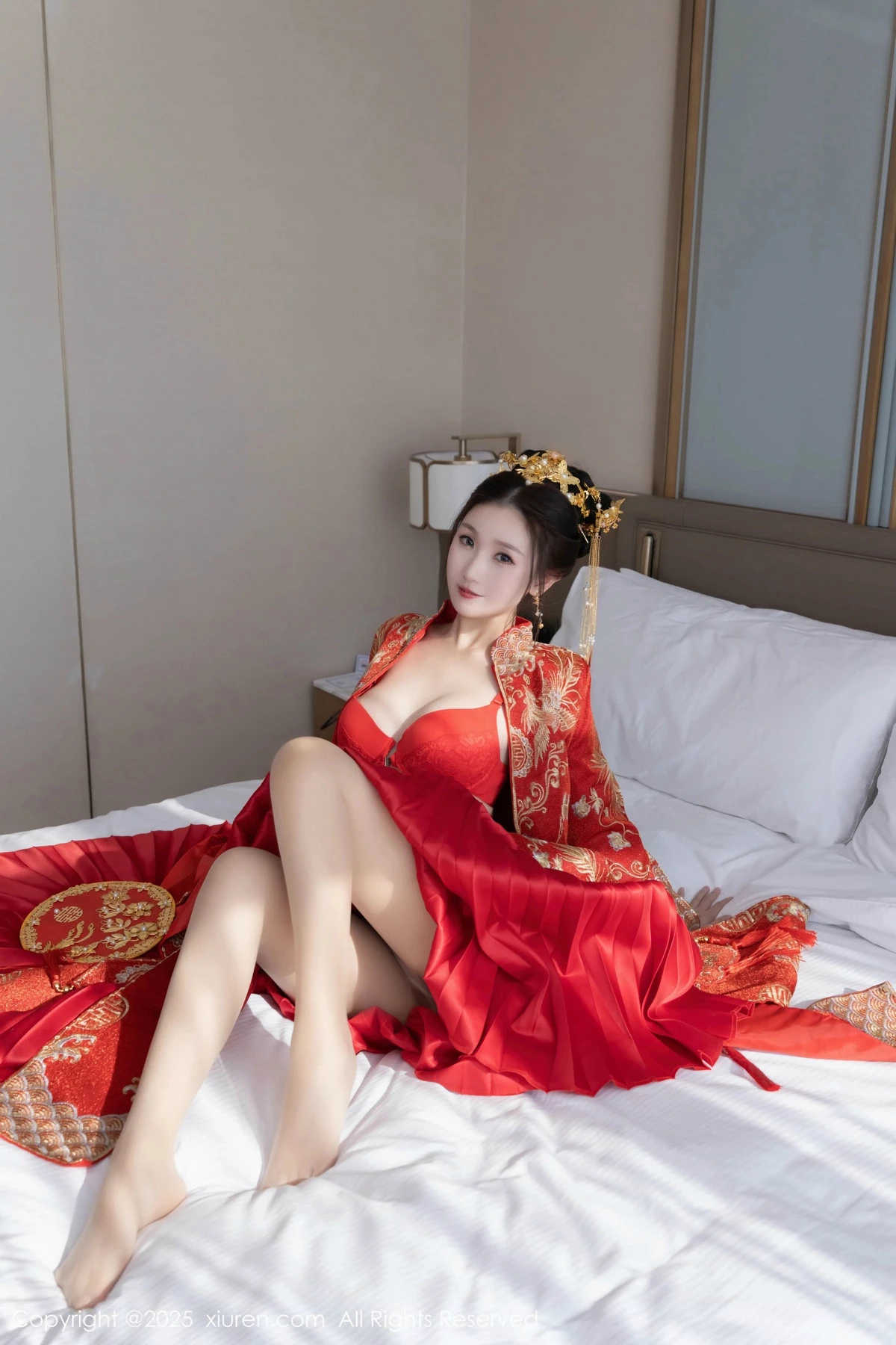 [[XiuRen秀人网]秀人网]No.9811_模特杏子Yada性感新娘装红色情趣内衣配超薄肉丝秀美腿诱惑写真84P