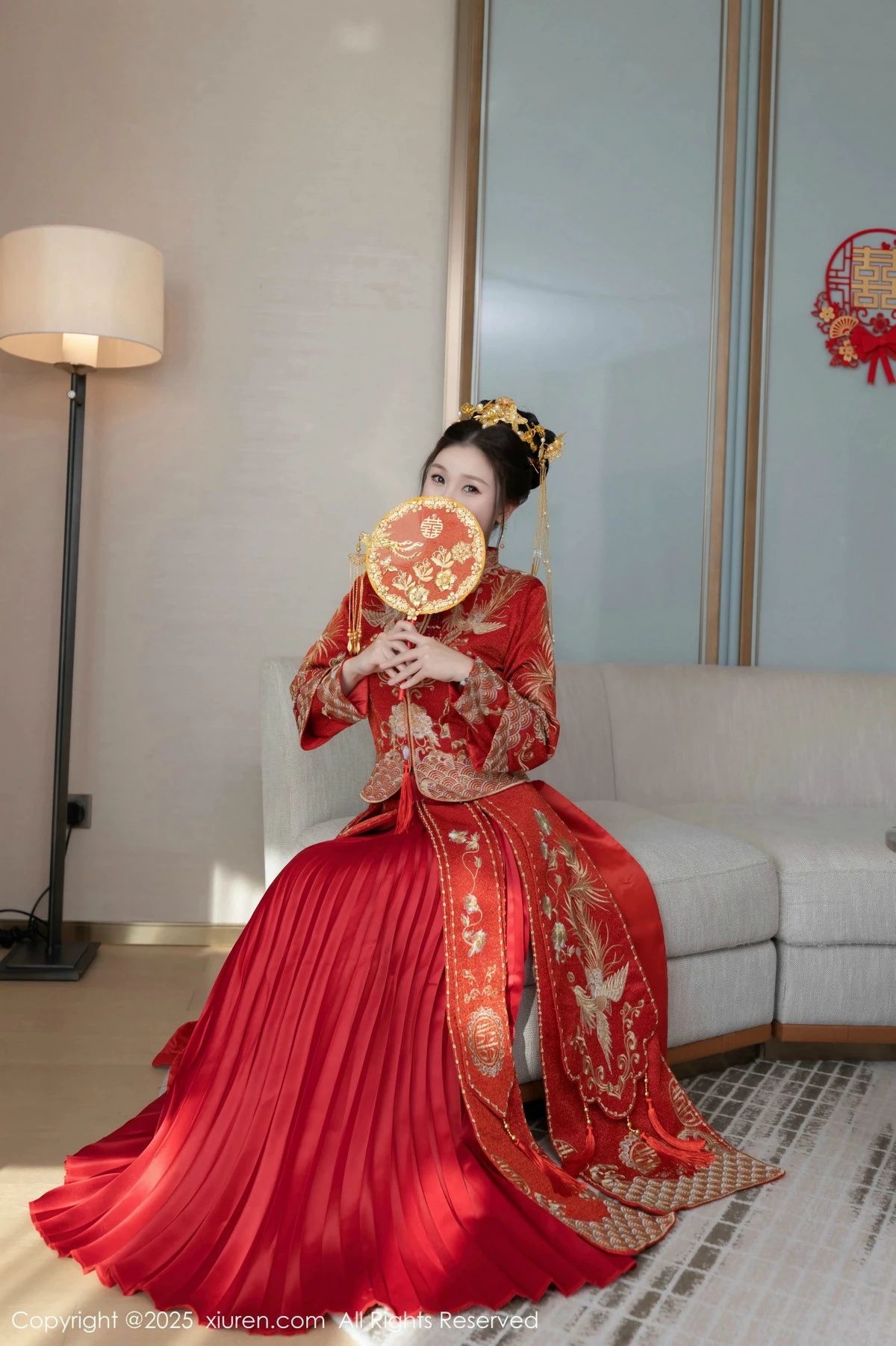 [[XiuRen秀人网]秀人网]No.9811_模特杏子Yada性感新娘装红色情趣内衣配超薄肉丝秀美腿诱惑写真84P