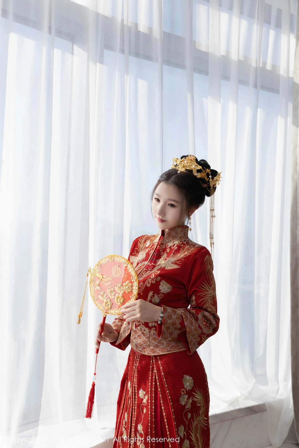 [[XiuRen秀人网]秀人网]No.9811_模特杏子Yada性感新娘装红色情趣内衣配超薄肉丝秀美腿诱惑写真84P