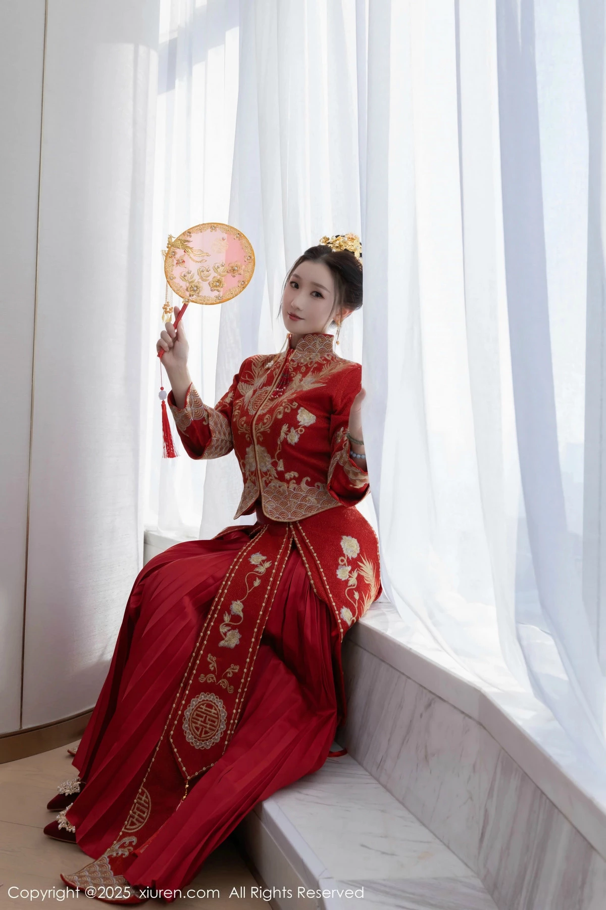 [[XiuRen秀人网]秀人网]No.9811_模特杏子Yada性感新娘装红色情趣内衣配超薄肉丝秀美腿诱惑写真84P