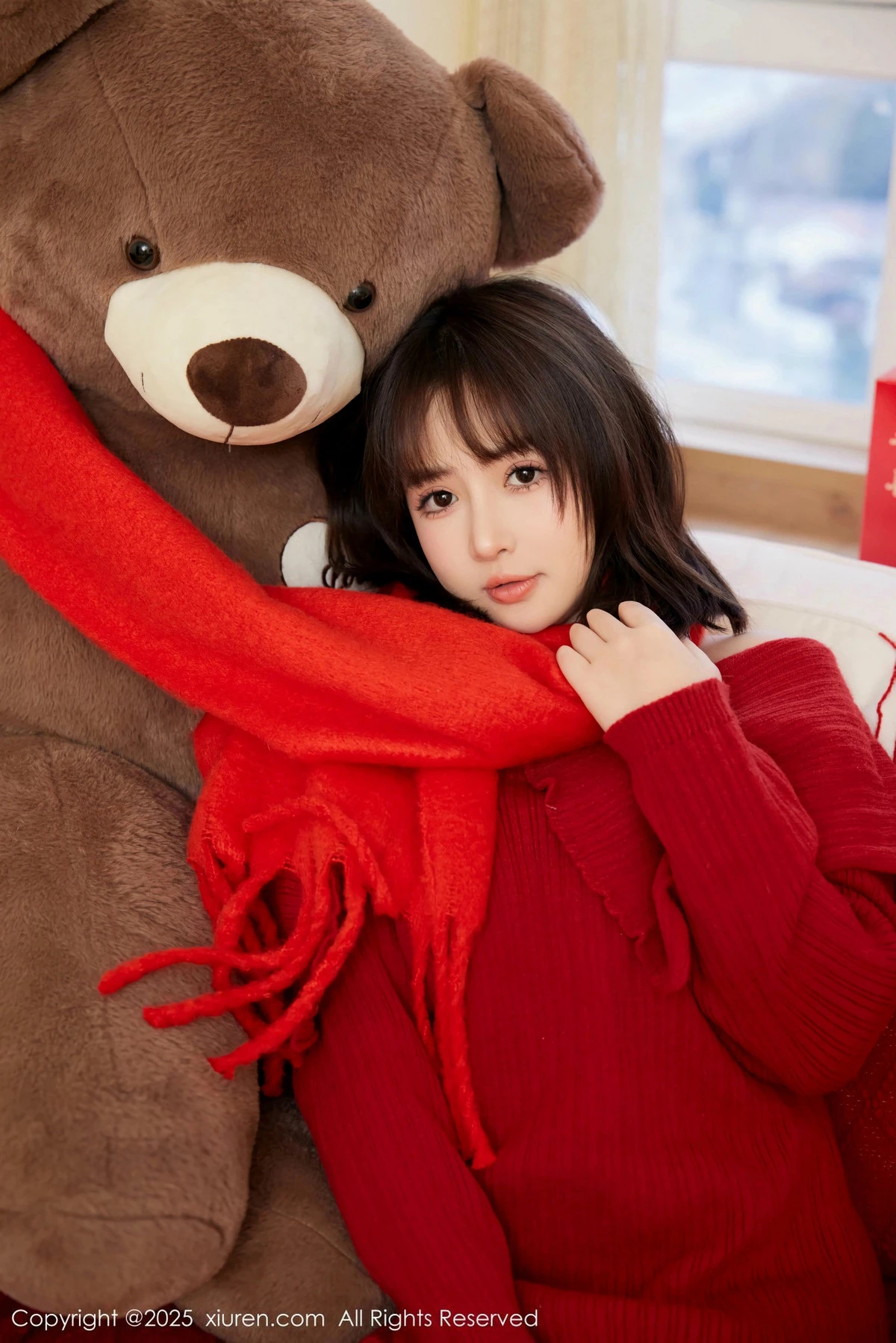 [[XiuRen秀人网]秀人网]No.9818_模特养乐多Doll新年主题性感喜庆红色内衣秀完美身材诱惑写真66P