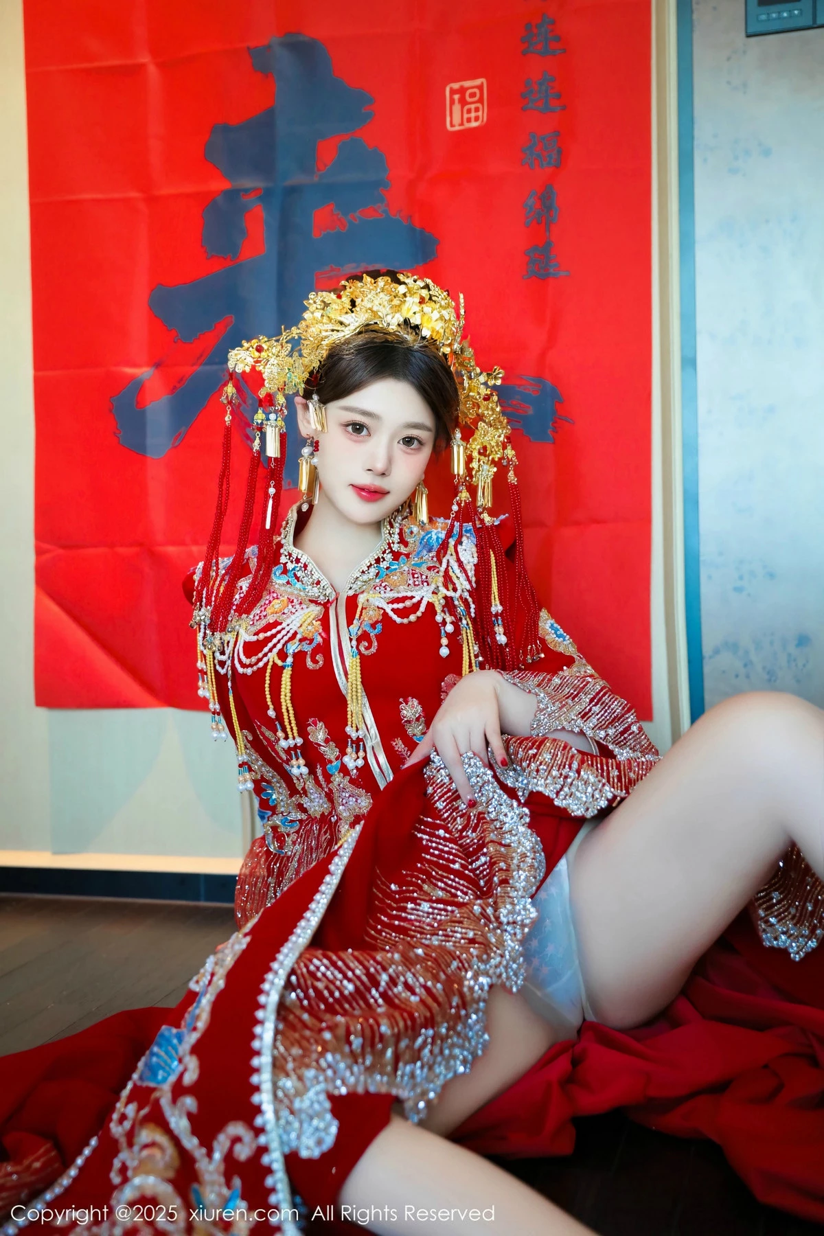 [[XiuRen秀人网]秀人网]No.9823_模特蛋蛋宝新年主题性感红色新娘装露白色内衣秀丰腴身材诱惑写真79P