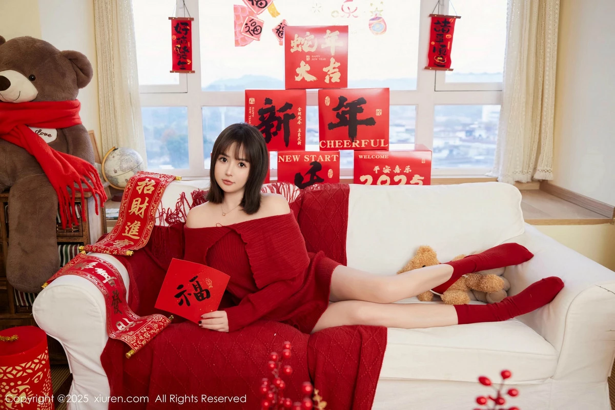 [[XiuRen秀人网]秀人网]No.9818_模特养乐多Doll新年主题性感喜庆红色内衣秀完美身材诱惑写真66P