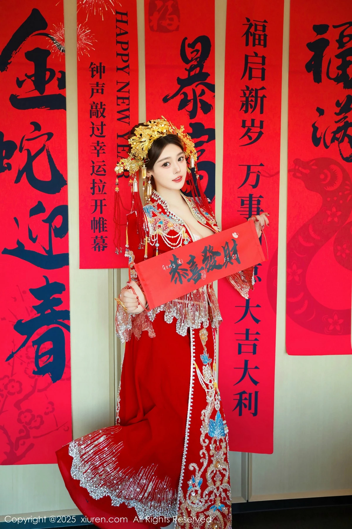 [[XiuRen秀人网]秀人网]No.9823_模特蛋蛋宝新年主题性感红色新娘装露白色内衣秀丰腴身材诱惑写真79P