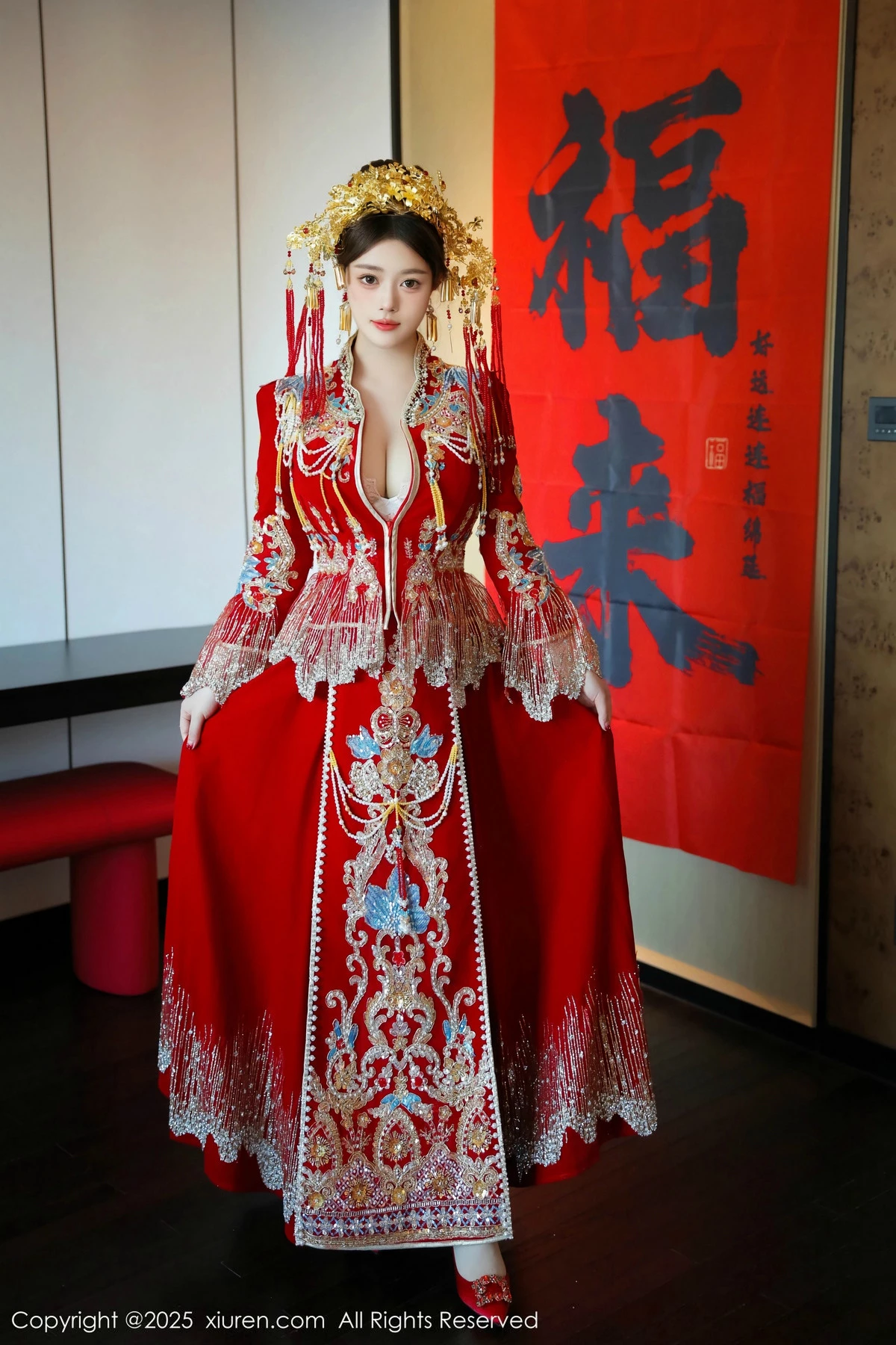 [[XiuRen秀人网]秀人网]No.9823_模特蛋蛋宝新年主题性感红色新娘装露白色内衣秀丰腴身材诱惑写真79P