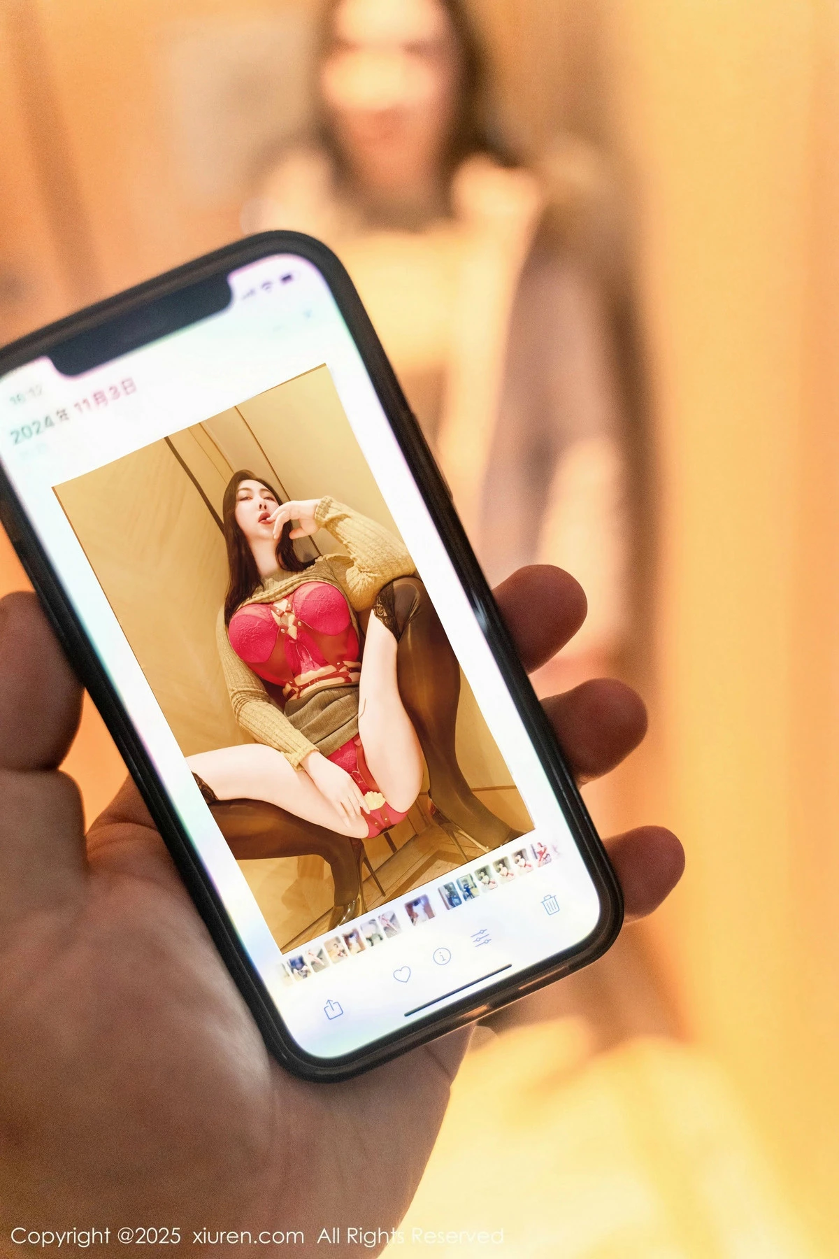 [[XiuRen秀人网]秀人网]No.9817_模特风景尤美性感红色蕾丝内衣+红色情趣服饰秀惹火身材诱惑写真89P