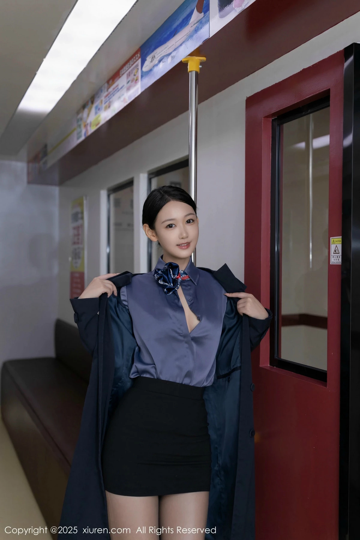 [[XiuRen秀人网]秀人网]No.9824_模特唐安琪性感深色空姐制服露蓝色蕾丝内衣秀曼妙身姿诱惑写真83P