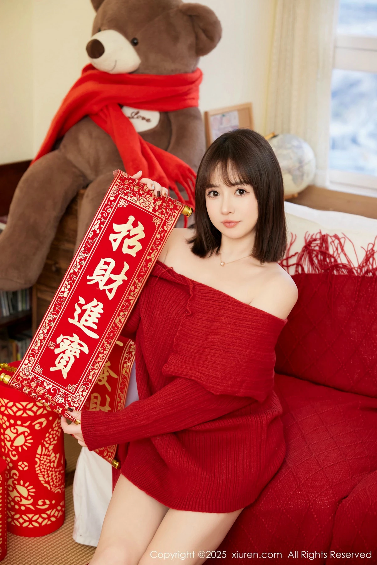 [[XiuRen秀人网]秀人网]No.9818_模特养乐多Doll新年主题性感喜庆红色内衣秀完美身材诱惑写真66P