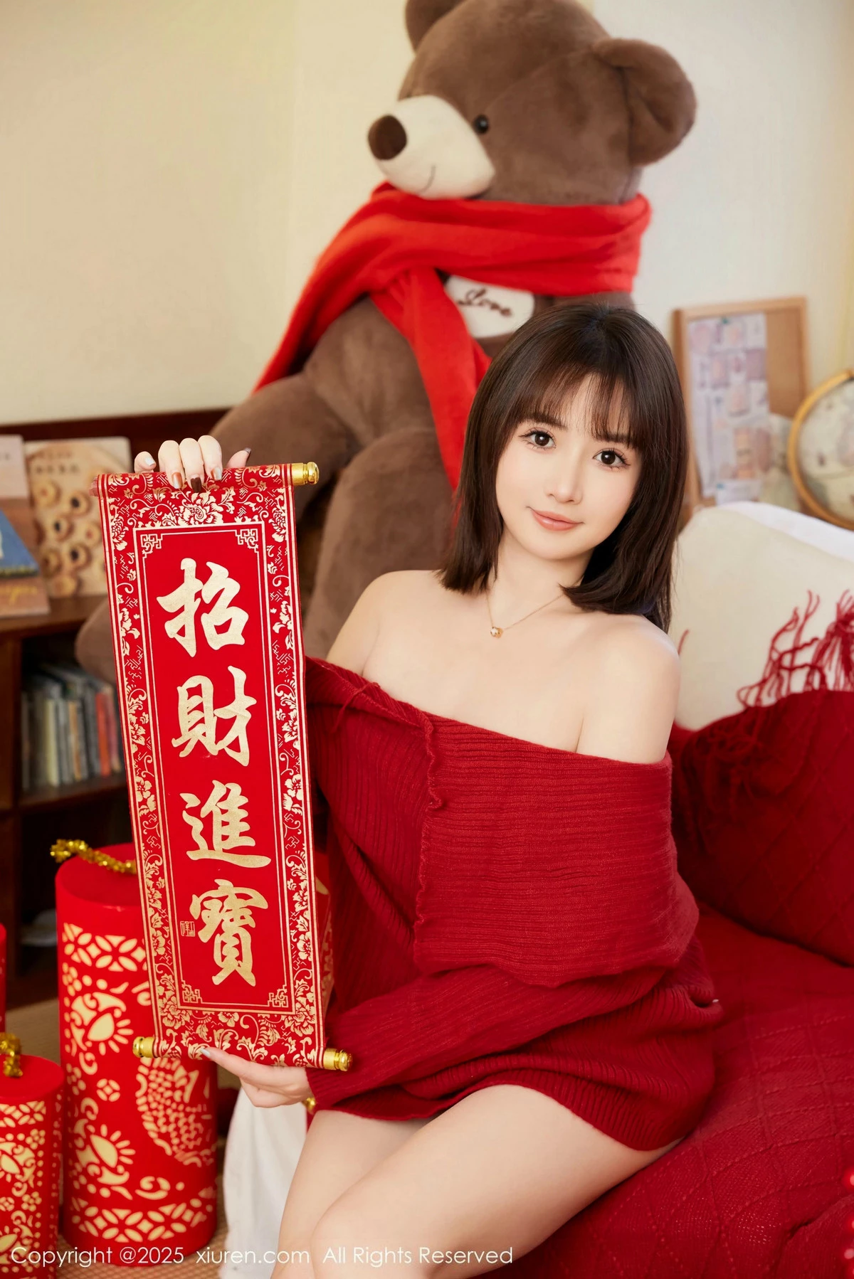 [[XiuRen秀人网]秀人网]No.9818_模特养乐多Doll新年主题性感喜庆红色内衣秀完美身材诱惑写真66P