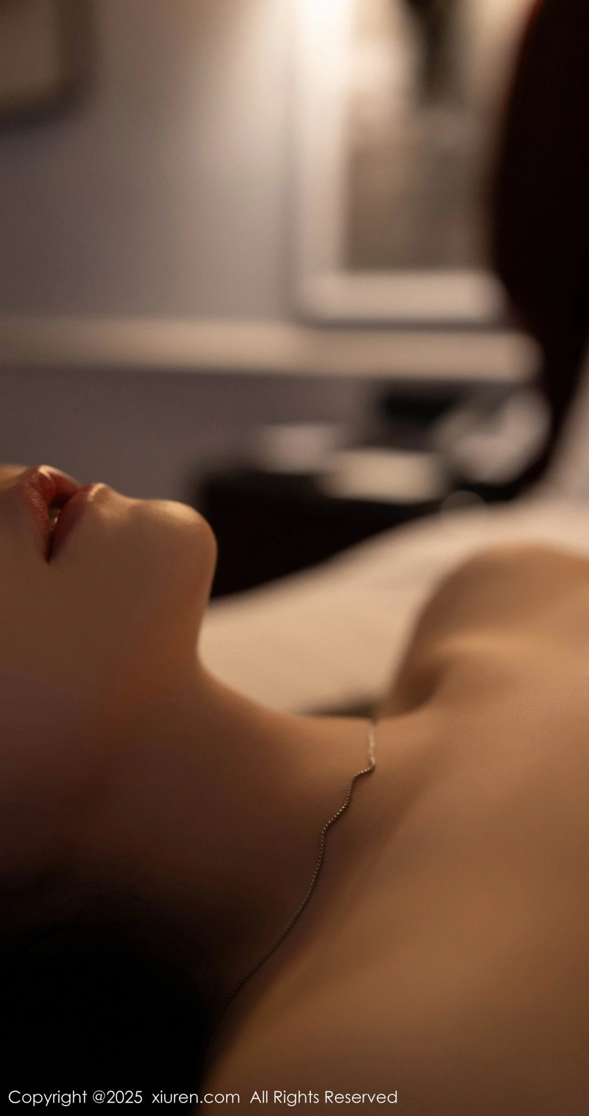 [[XiuRen秀人网]秀人网]No.9835_模特鱼子酱Fish性感黑色皮质服饰配超薄黑丝秀曼妙身材诱惑写真80P