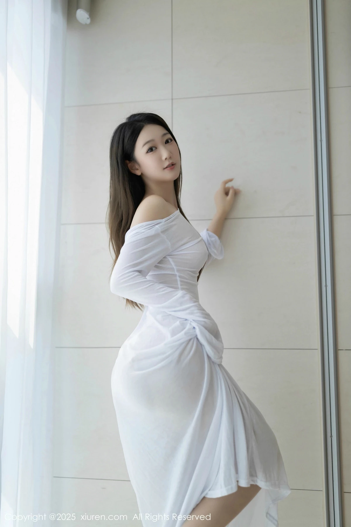 [[XiuRen秀人网]秀人网]No.9840_模特唐安琪性感白色连衣长裙配开档肉丝秀曼妙身姿撩人诱惑写真84P