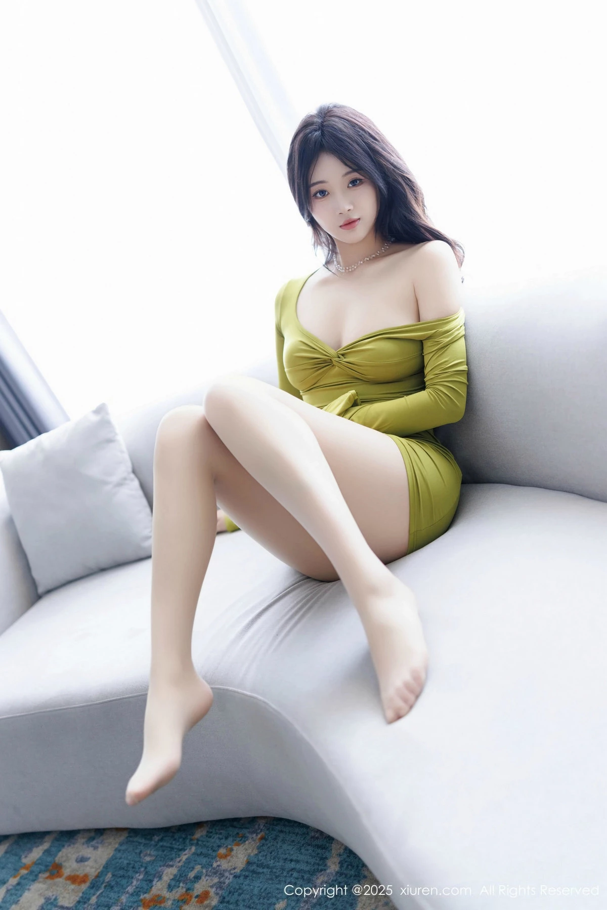 [[XiuRen秀人网]秀人网]No.9849_模特南乔性感浅绿连衣短裙露浅绿内衣配白丝袜秀白嫩肌肤诱惑写真91P