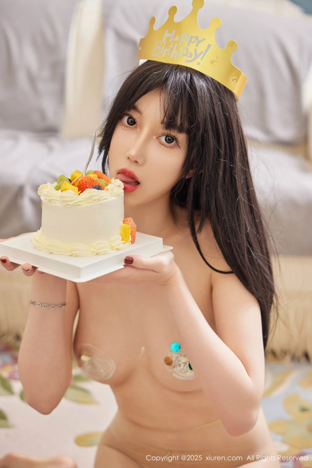 [[XiuRen秀人网]秀人网]No.9864_模特玥儿玥er性感蓝色连衣短裙配超薄肉丝秀曼妙身材诱惑写真82P