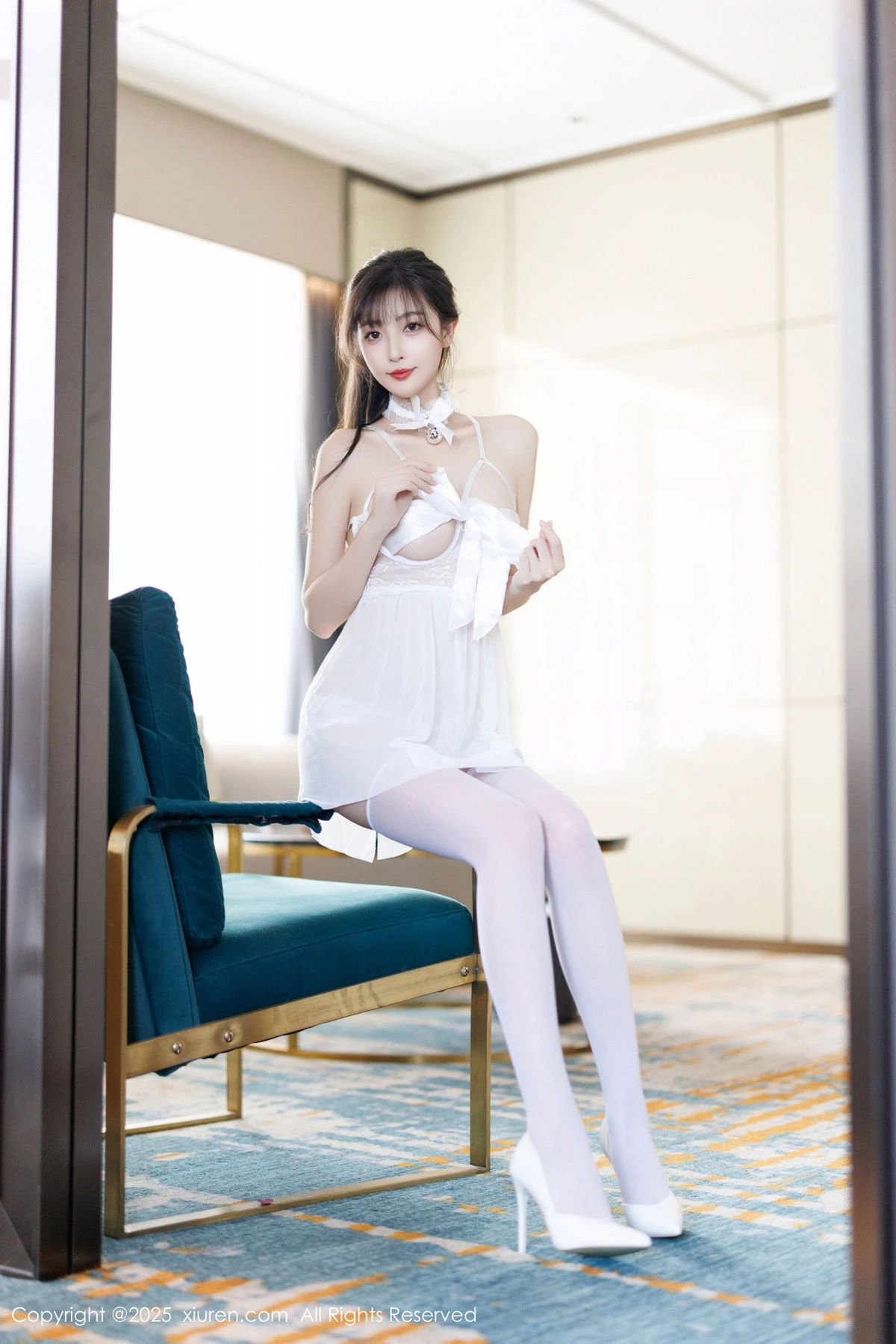 [[XiuRen秀人网]秀人网]No.9863_模特林星阑性感浅色连衣短裙+白色情趣内衣秀曼妙身姿诱惑写真83P