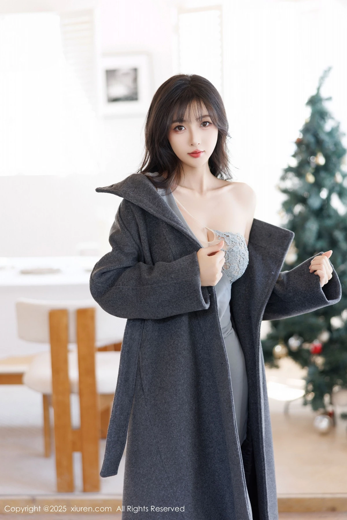 [[XiuRen秀人网]秀人网]No.9863_模特林星阑性感浅色连衣短裙+白色情趣内衣秀曼妙身姿诱惑写真83P