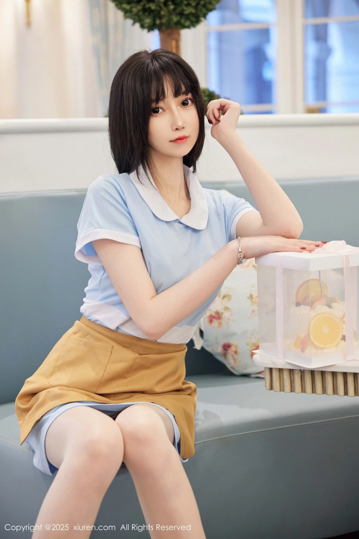 [[XiuRen秀人网]秀人网]No.9864_模特玥儿玥er性感蓝色连衣短裙配超薄肉丝秀曼妙身材诱惑写真82P