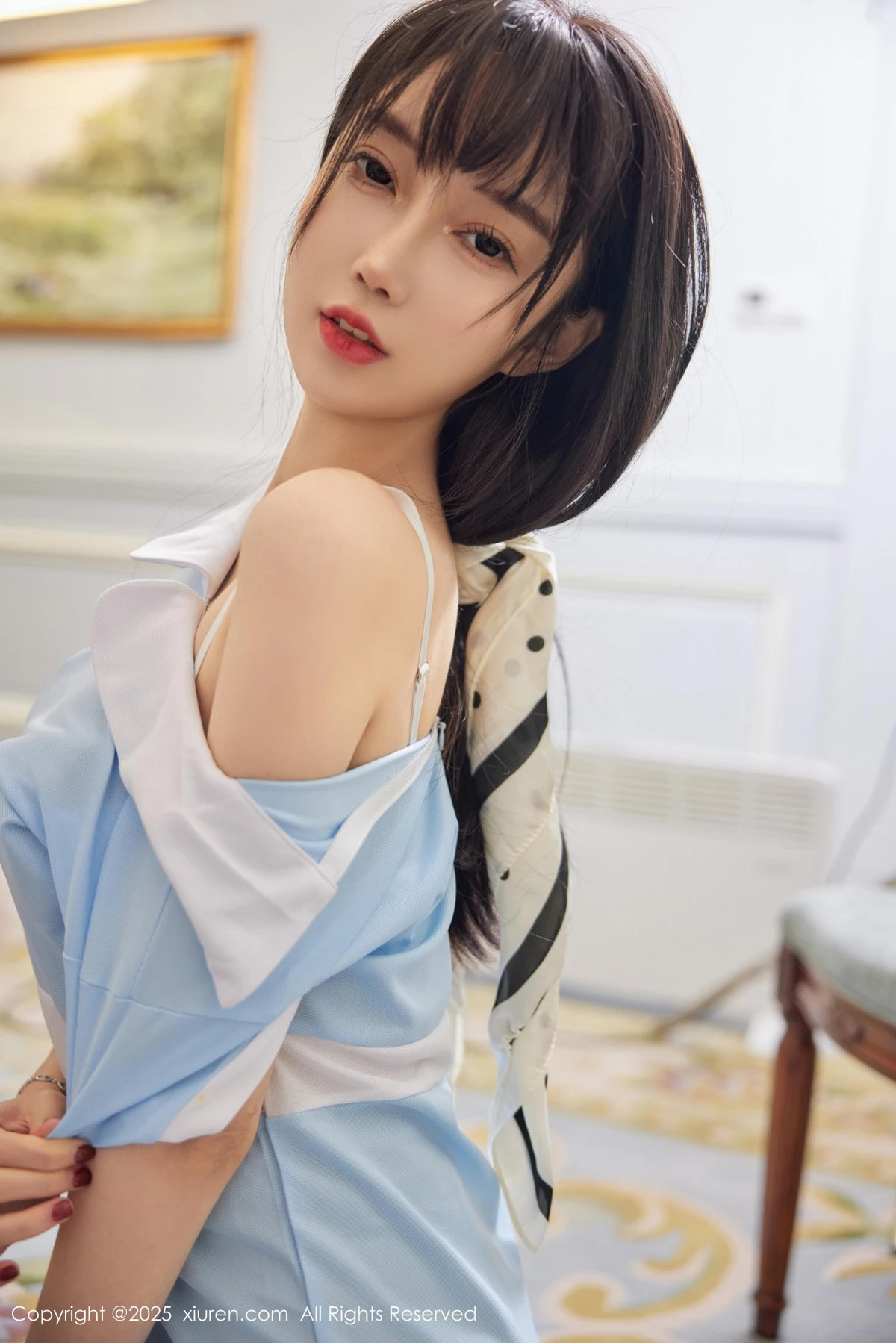 [[XiuRen秀人网]秀人网]No.9864_模特玥儿玥er性感蓝色连衣短裙配超薄肉丝秀曼妙身材诱惑写真82P