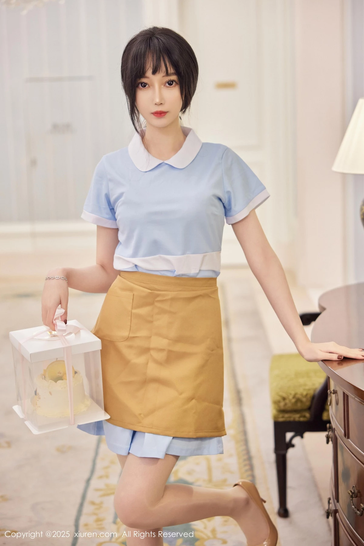 [[XiuRen秀人网]秀人网]No.9864_模特玥儿玥er性感蓝色连衣短裙配超薄肉丝秀曼妙身材诱惑写真82P