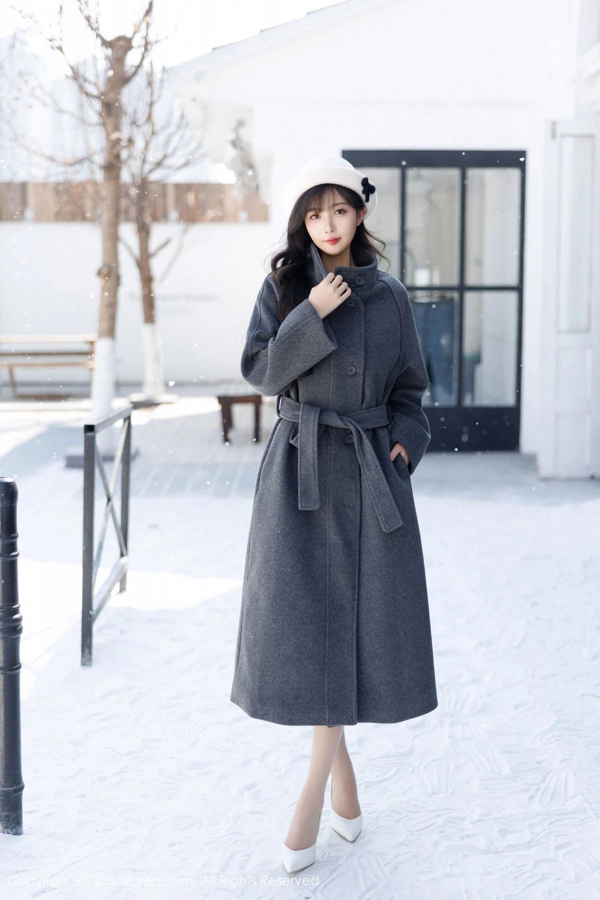 [[XiuRen秀人网]秀人网]No.9863_模特林星阑性感浅色连衣短裙+白色情趣内衣秀曼妙身姿诱惑写真83P