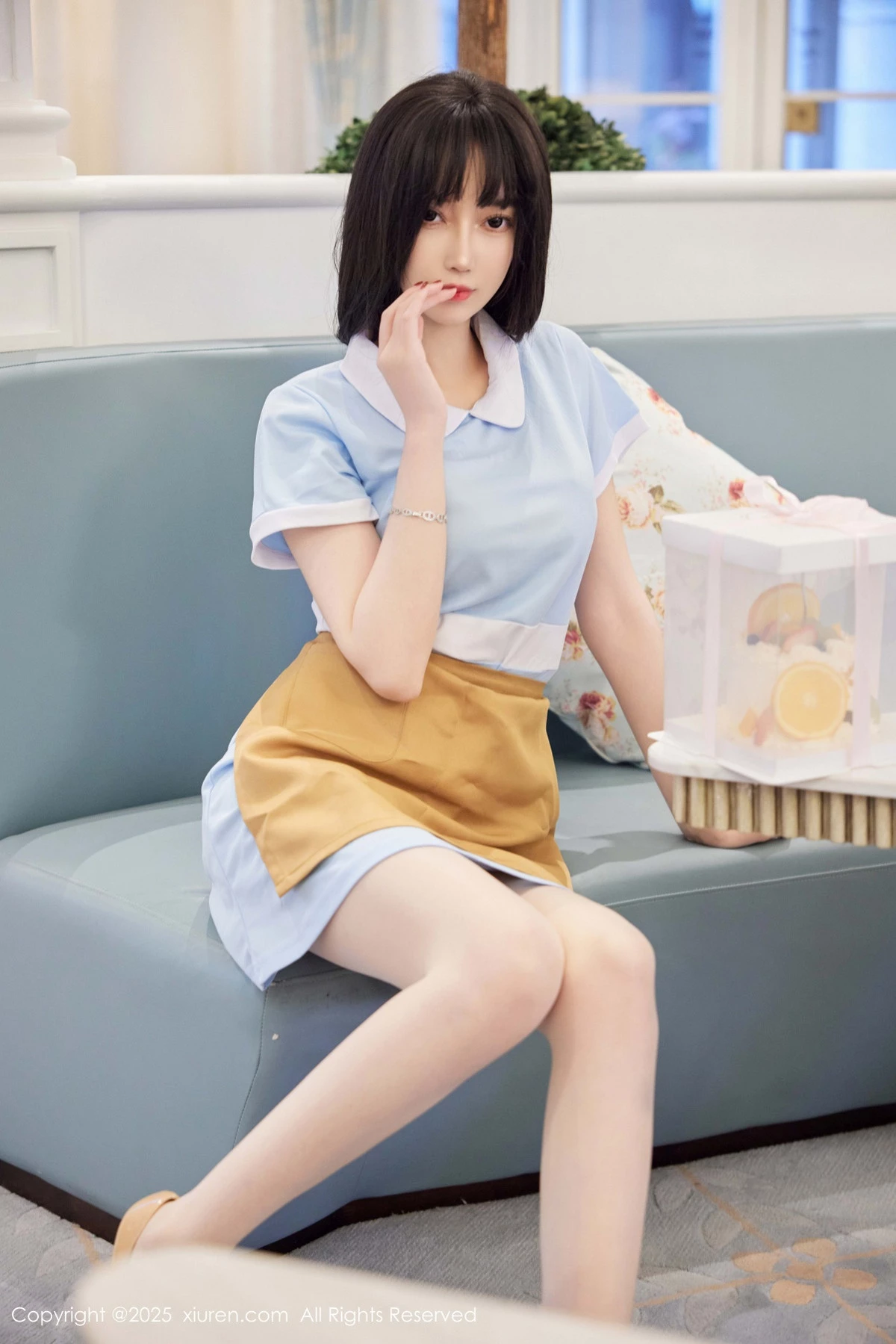 [[XiuRen秀人网]秀人网]No.9864_模特玥儿玥er性感蓝色连衣短裙配超薄肉丝秀曼妙身材诱惑写真82P