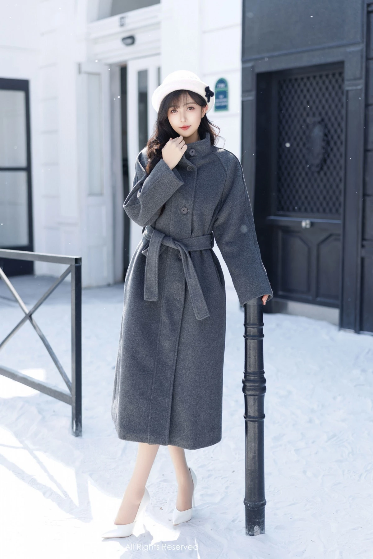 [[XiuRen秀人网]秀人网]No.9863_模特林星阑性感浅色连衣短裙+白色情趣内衣秀曼妙身姿诱惑写真83P