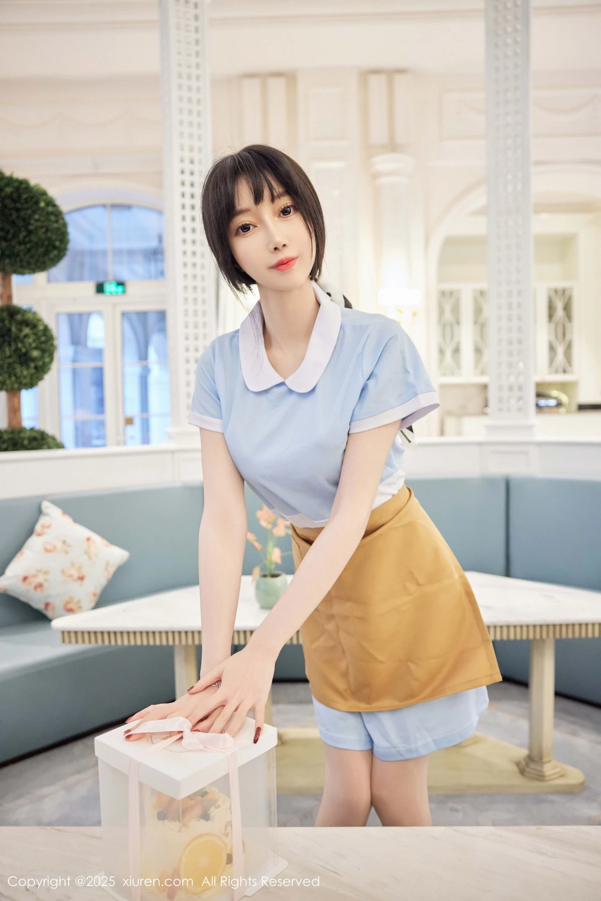 [[XiuRen秀人网]秀人网]No.9864_模特玥儿玥er性感蓝色连衣短裙配超薄肉丝秀曼妙身材诱惑写真82P