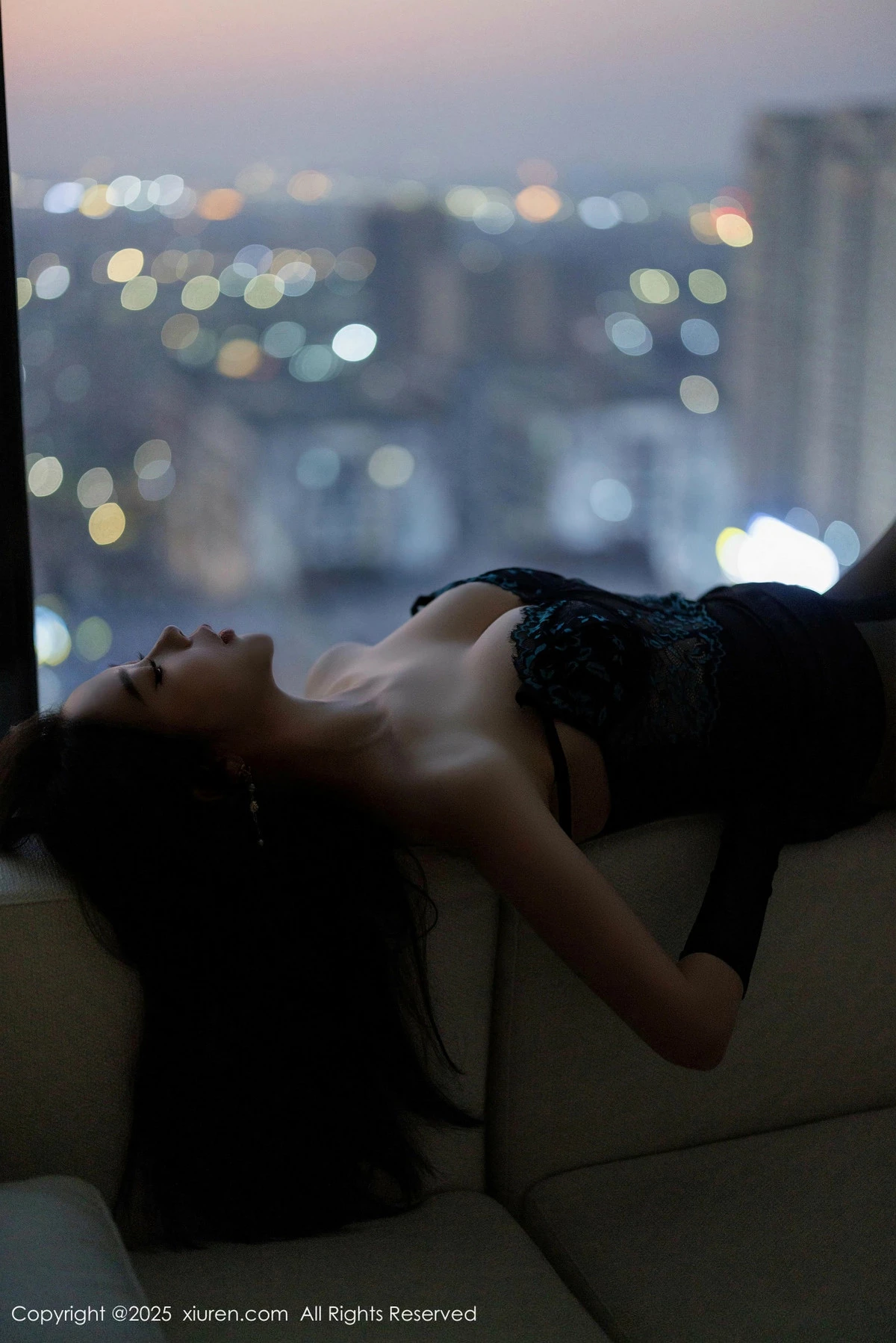 [[XiuRen秀人网]秀人网]No.9874_模特梦心玥性感黑色连衣短裙配超薄黑丝秀高挑曼妙身姿诱惑写真86P