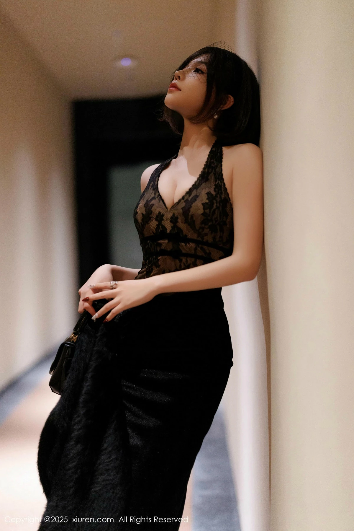 [[XiuRen秀人网]秀人网]No.9880_女神徐莉芝Booty性感黑色连衣裙+情趣内衣秀曼妙身姿诱惑写真85P