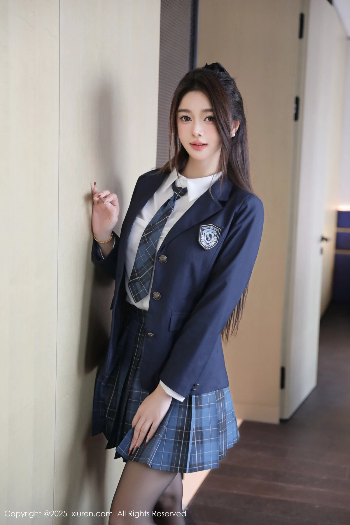 [[XiuRen秀人网]秀人网]No.9888_模特Candy糖糖性感JK制服配超薄黑丝秀丰腴身材完美诱惑写真87P