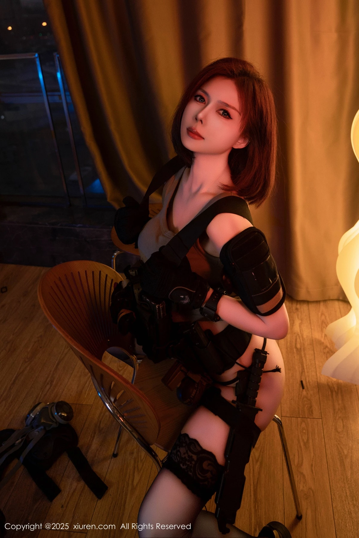 [[XiuRen秀人网]秀人网]No.9759_模特白芷yy性感美女战士装扮黑色内衣配黑丝袜秀曼妙身姿诱惑写真94P