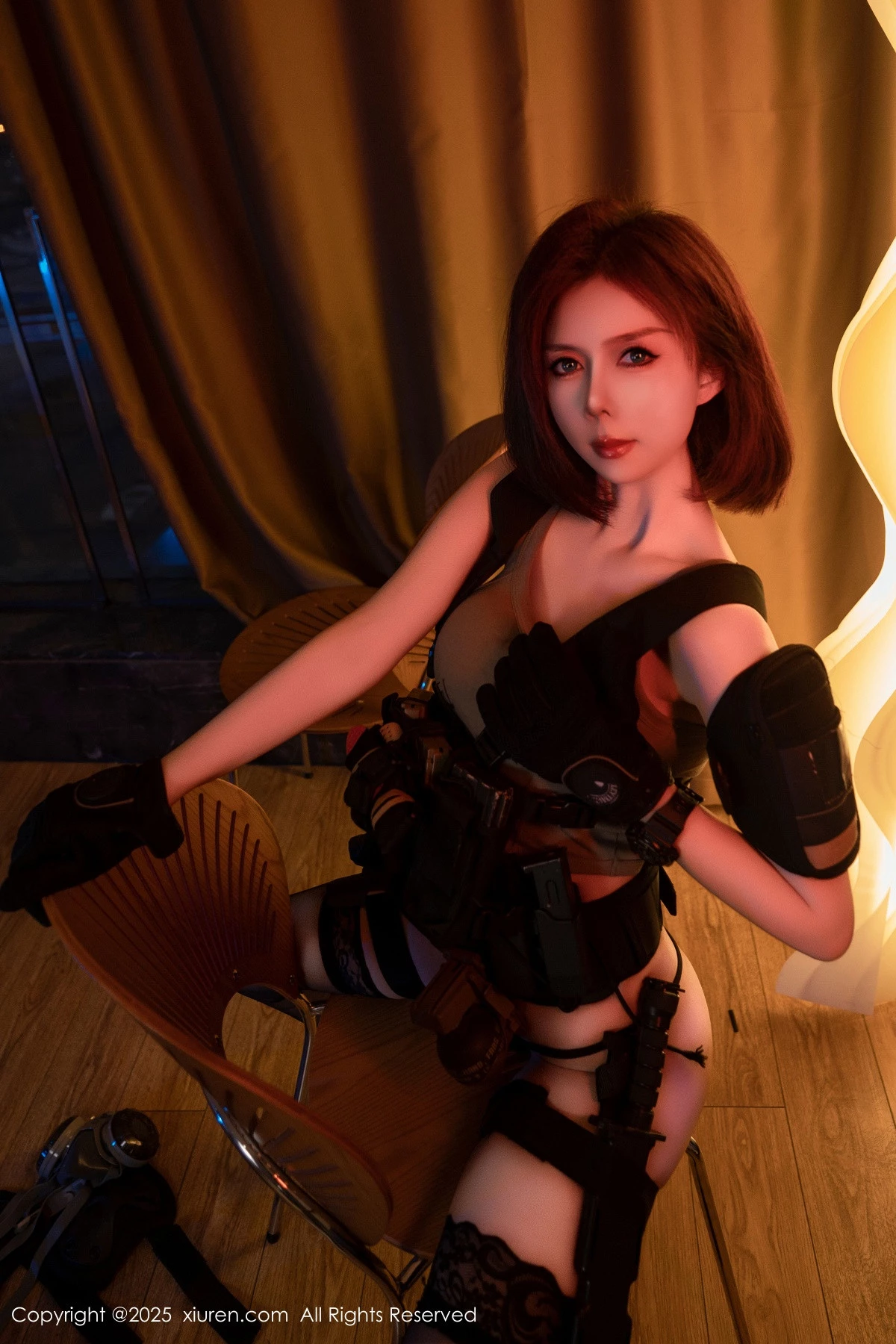 [[XiuRen秀人网]秀人网]No.9759_模特白芷yy性感美女战士装扮黑色内衣配黑丝袜秀曼妙身姿诱惑写真94P