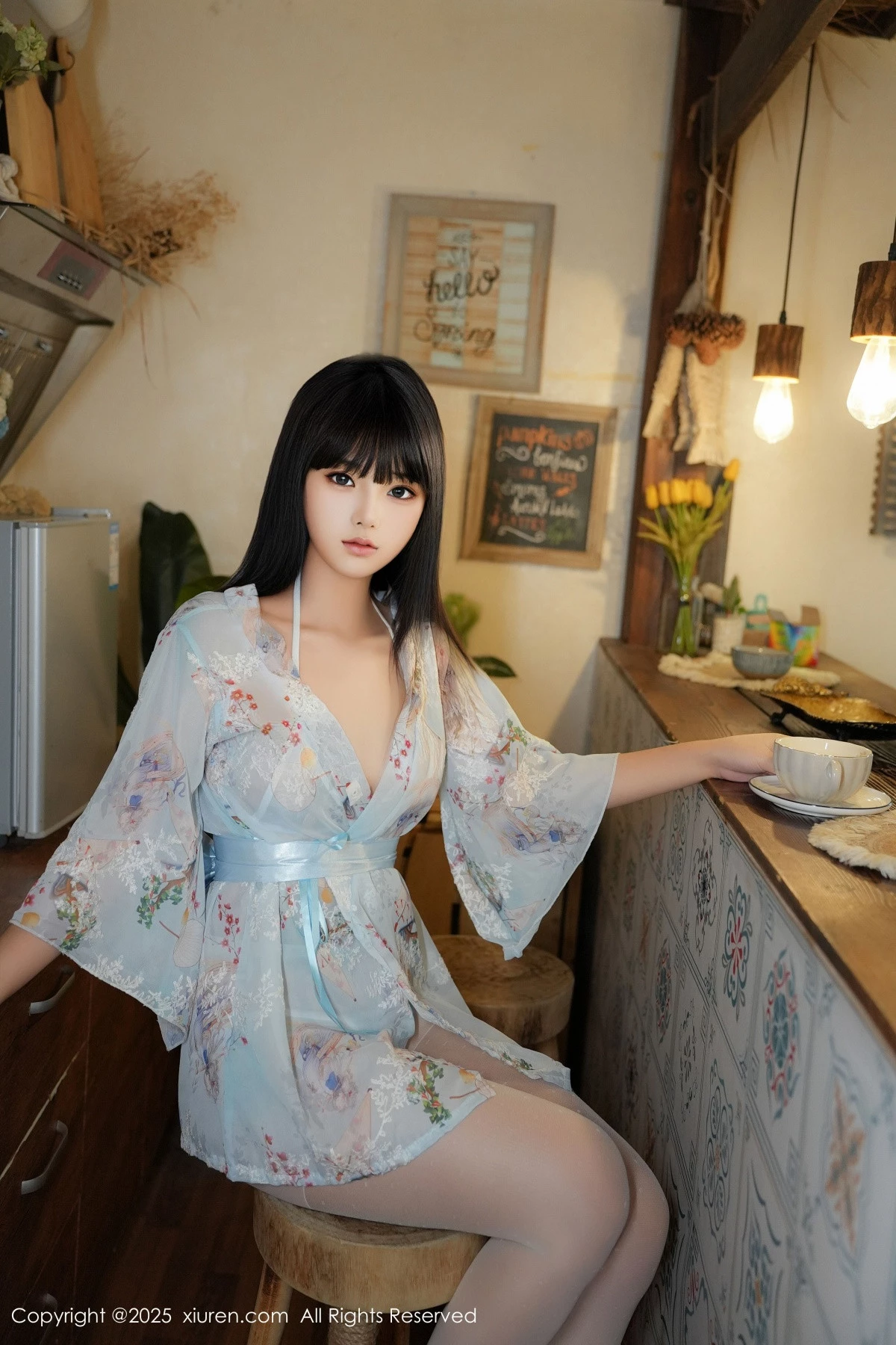 [[XiuRen秀人网]秀人网]No.9760_模特姚若兮vay性感浅绿碎花情趣裙配白丝裤袜秀曼妙身姿诱惑写真51P