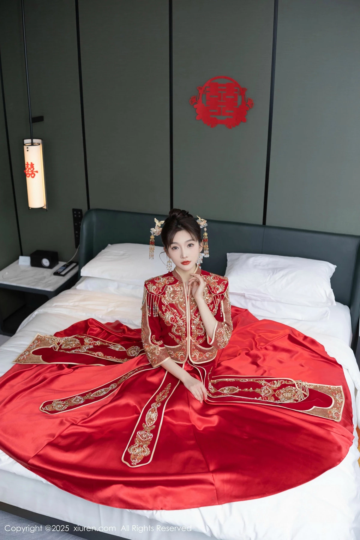 [[XiuRen秀人网]秀人网]No.9770_模特陆萱萱性感新娘装露红色内衣配超薄肉丝秀柔美身材诱惑写真82P